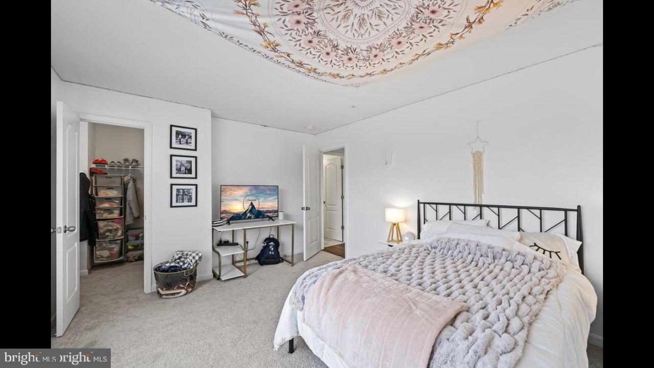 NORTH CALVERT WOODS - Residential Lease