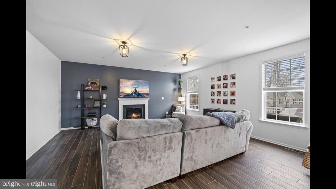 NORTH CALVERT WOODS - Residential Lease