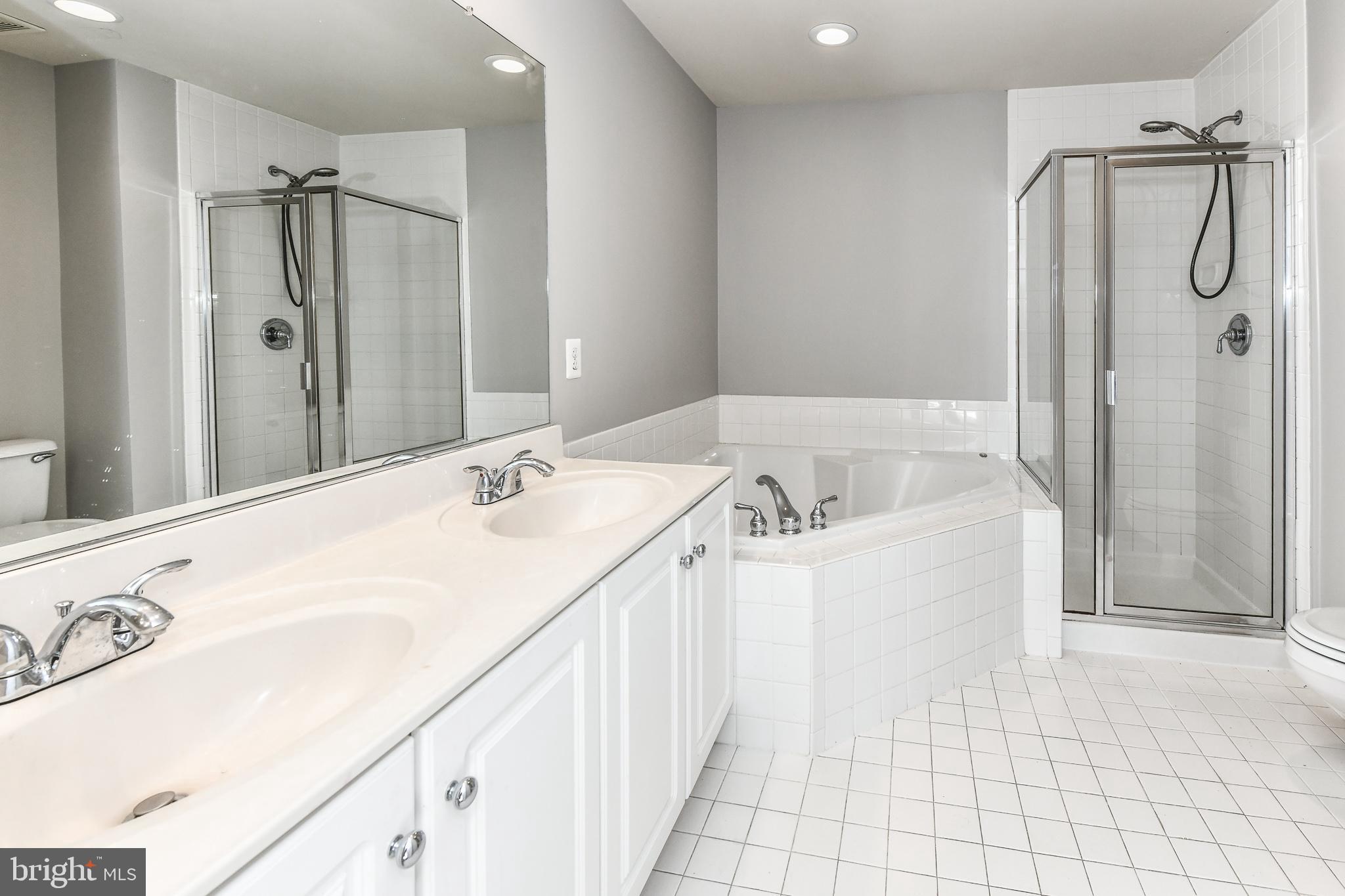 TYSONS VILLAGE - Residential Lease