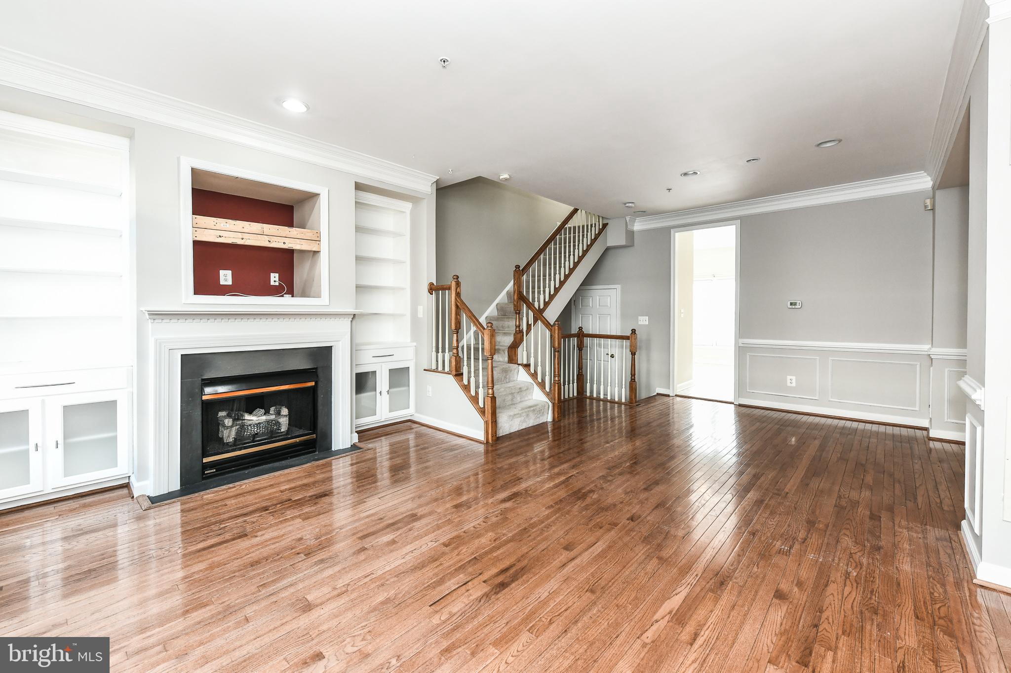 TYSONS VILLAGE - Residential Lease