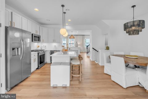 622 SWEETGUM LANE WOODBURY NJ 08096