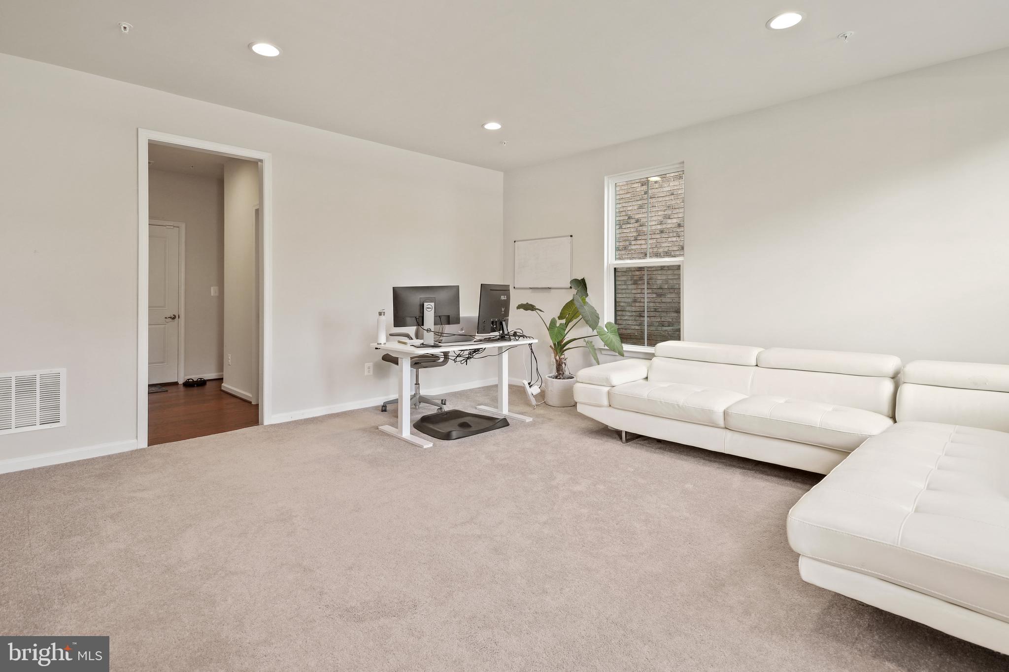 22362 LUCAS TERRACE