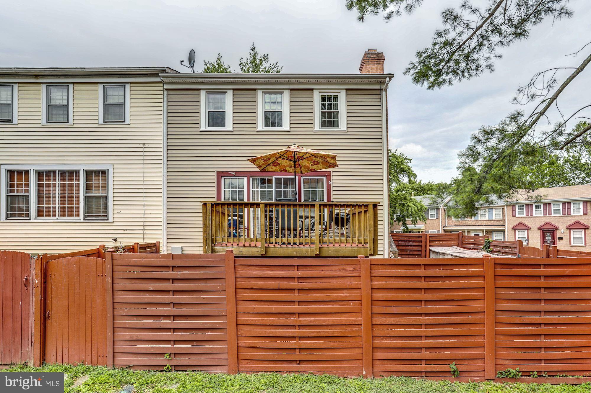 GREENWICH HILL - Residential