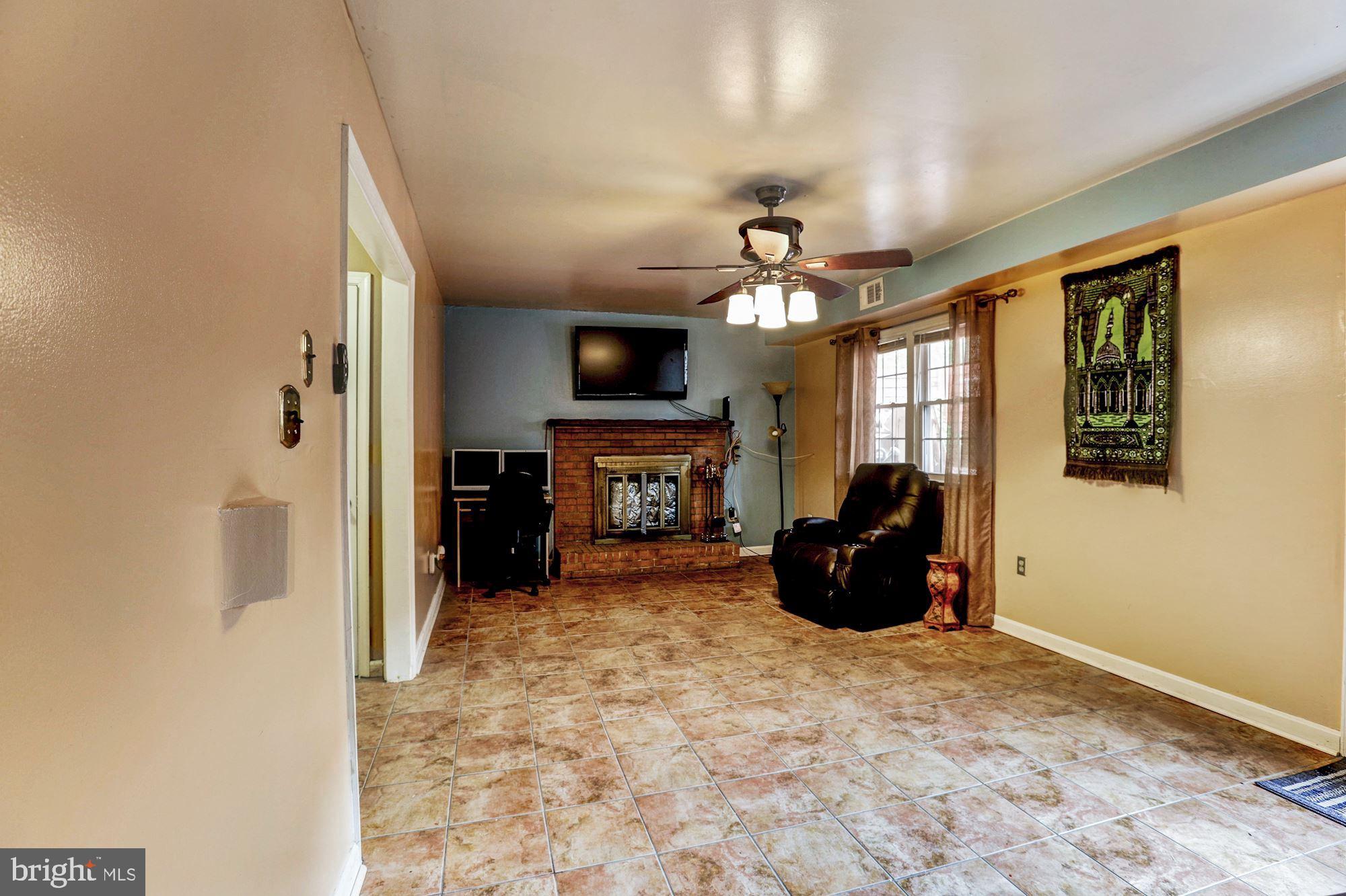 GREENWICH HILL - Residential