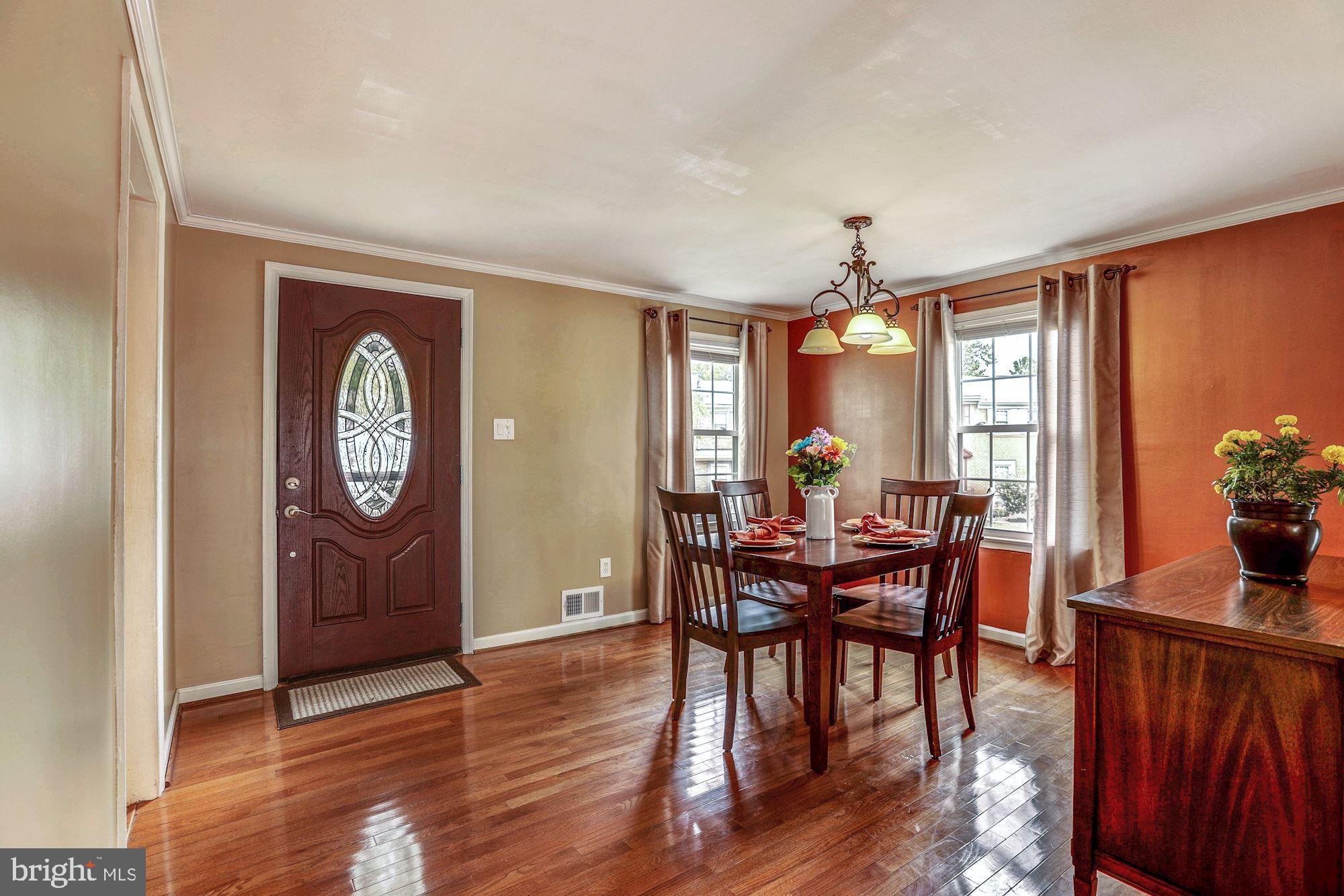 GREENWICH HILL - Residential