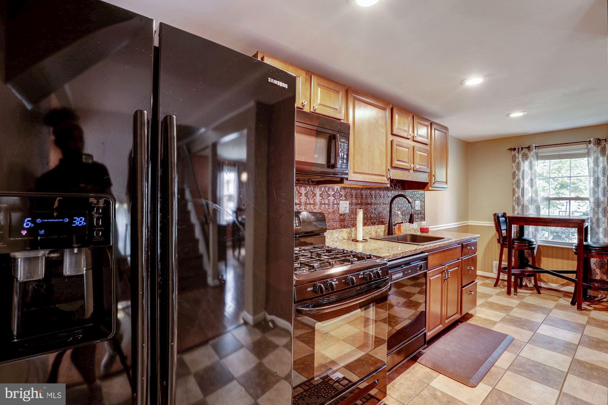 GREENWICH HILL - Residential