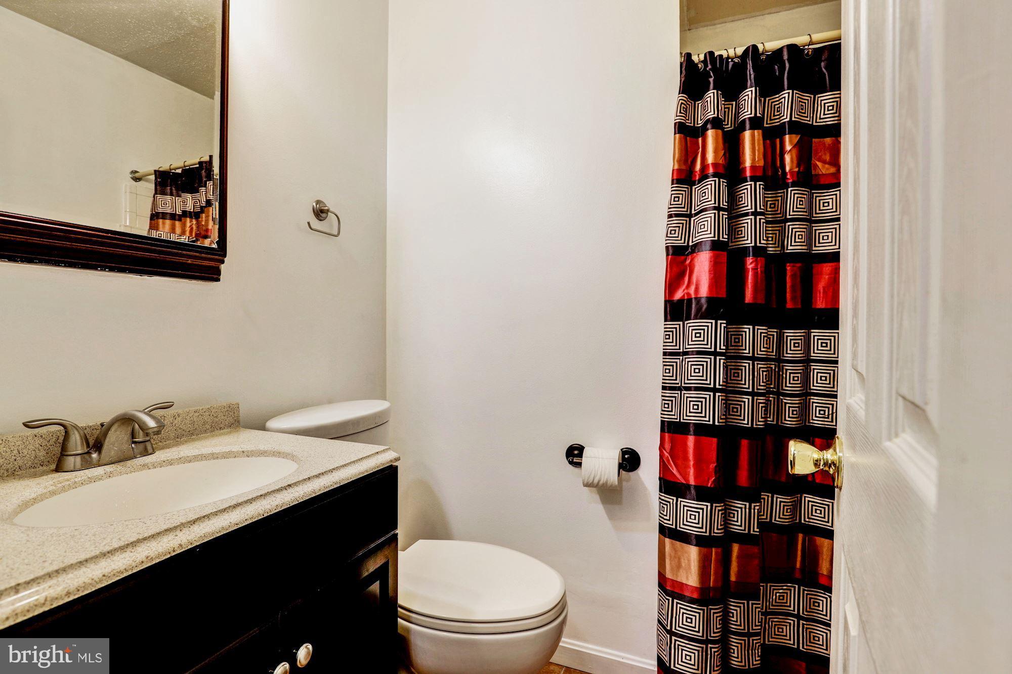 GREENWICH HILL - Residential