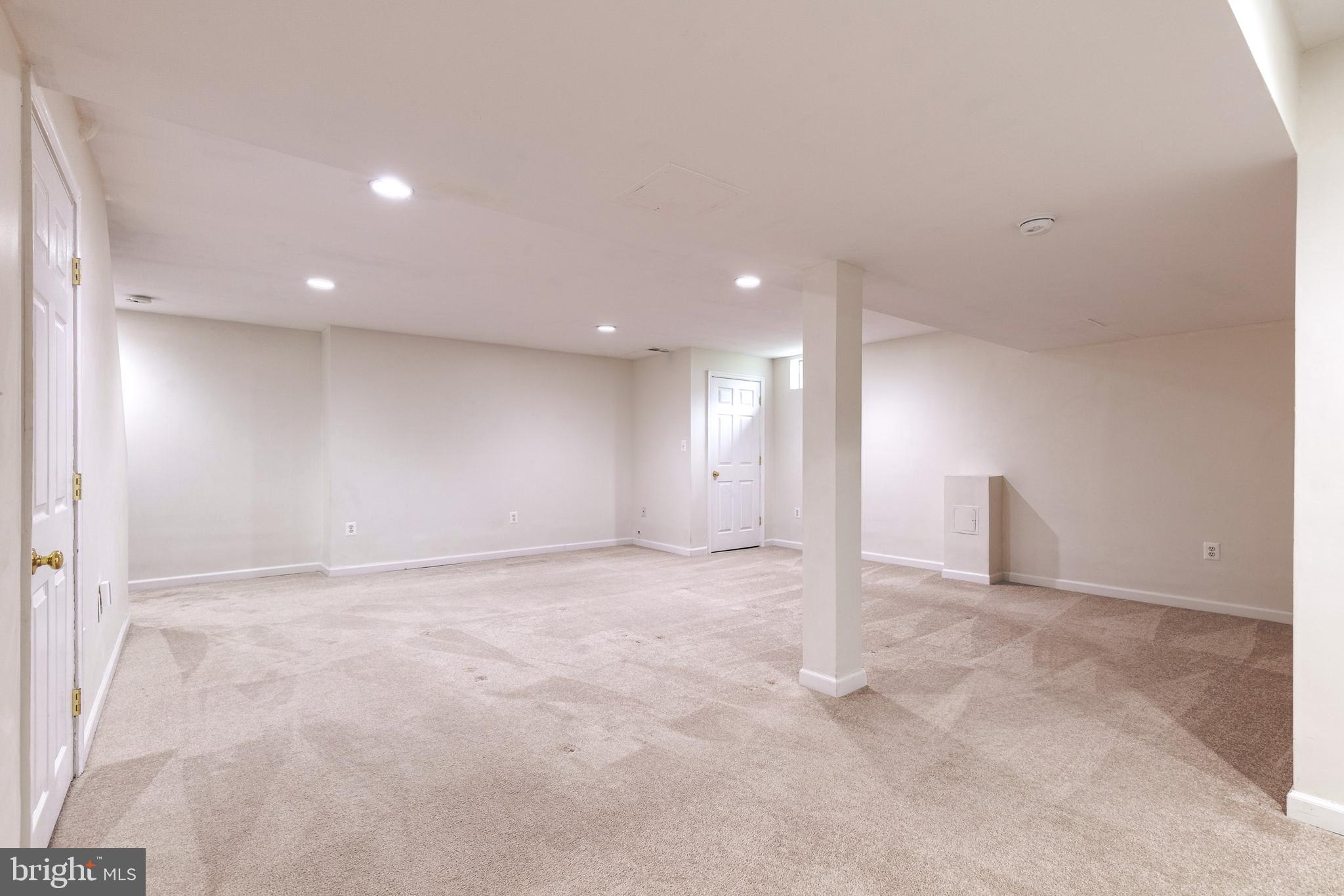 WHITE MARSH - Residential