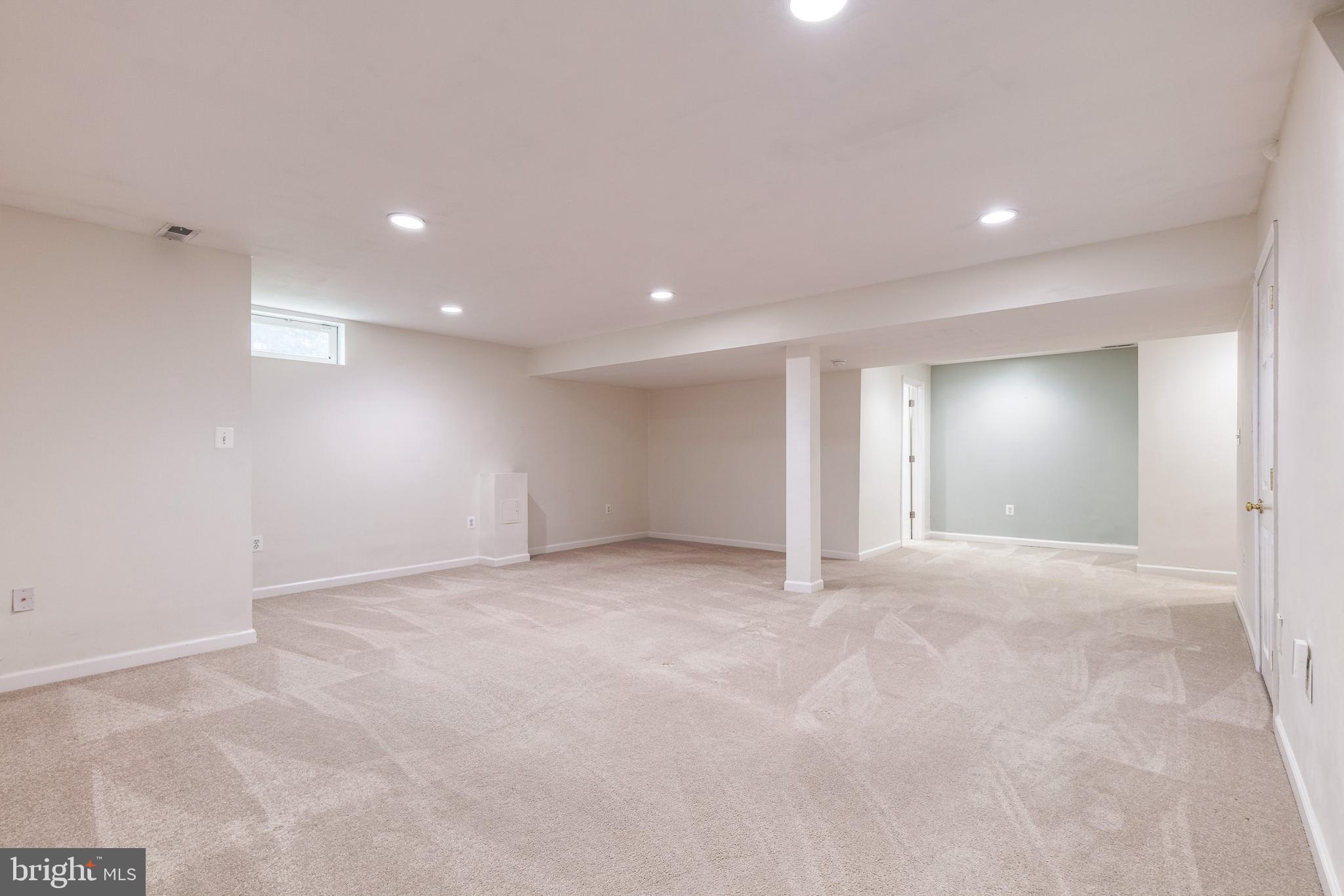 WHITE MARSH - Residential