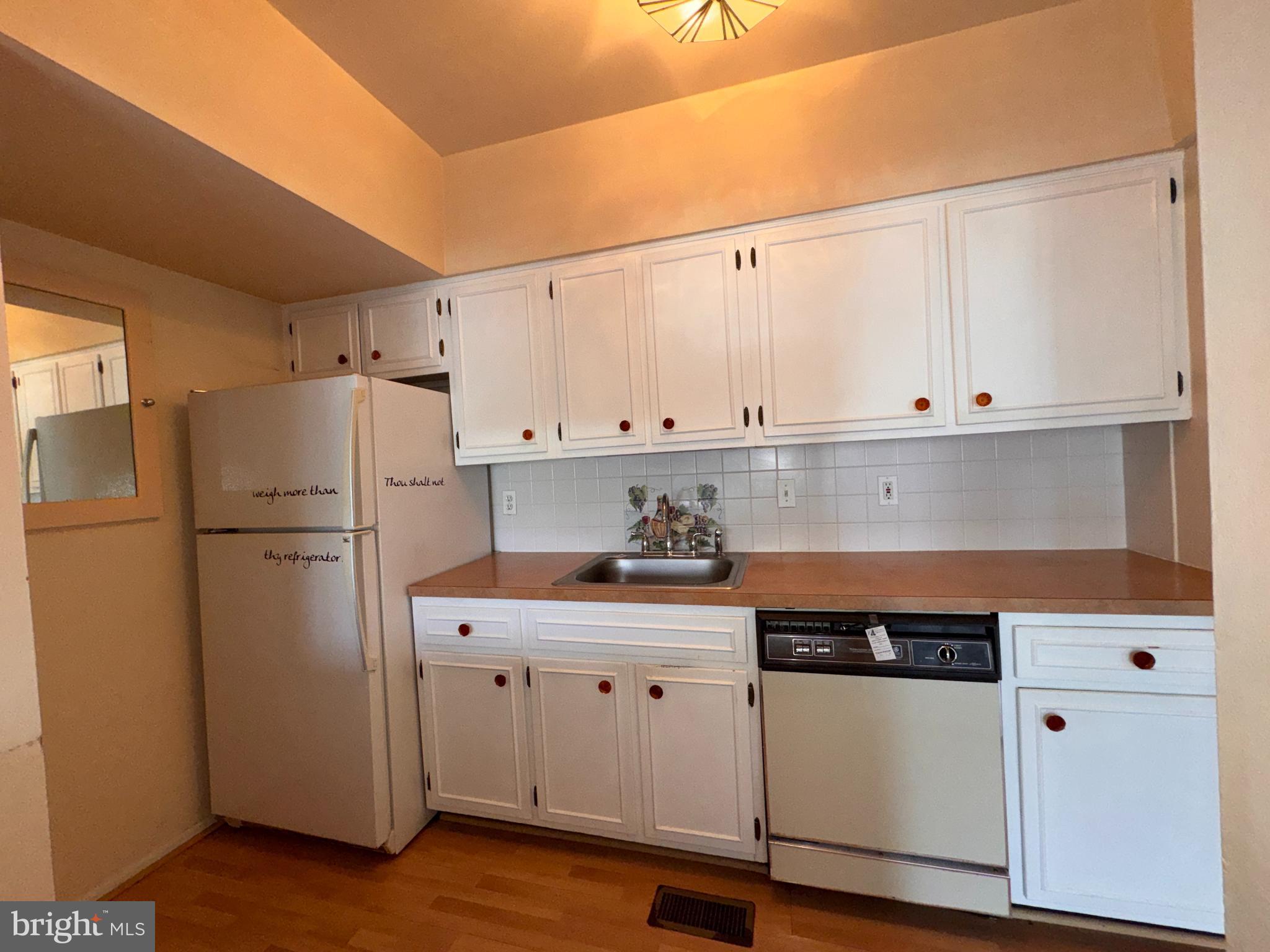 GREENE COUNTRIE VI - Residential