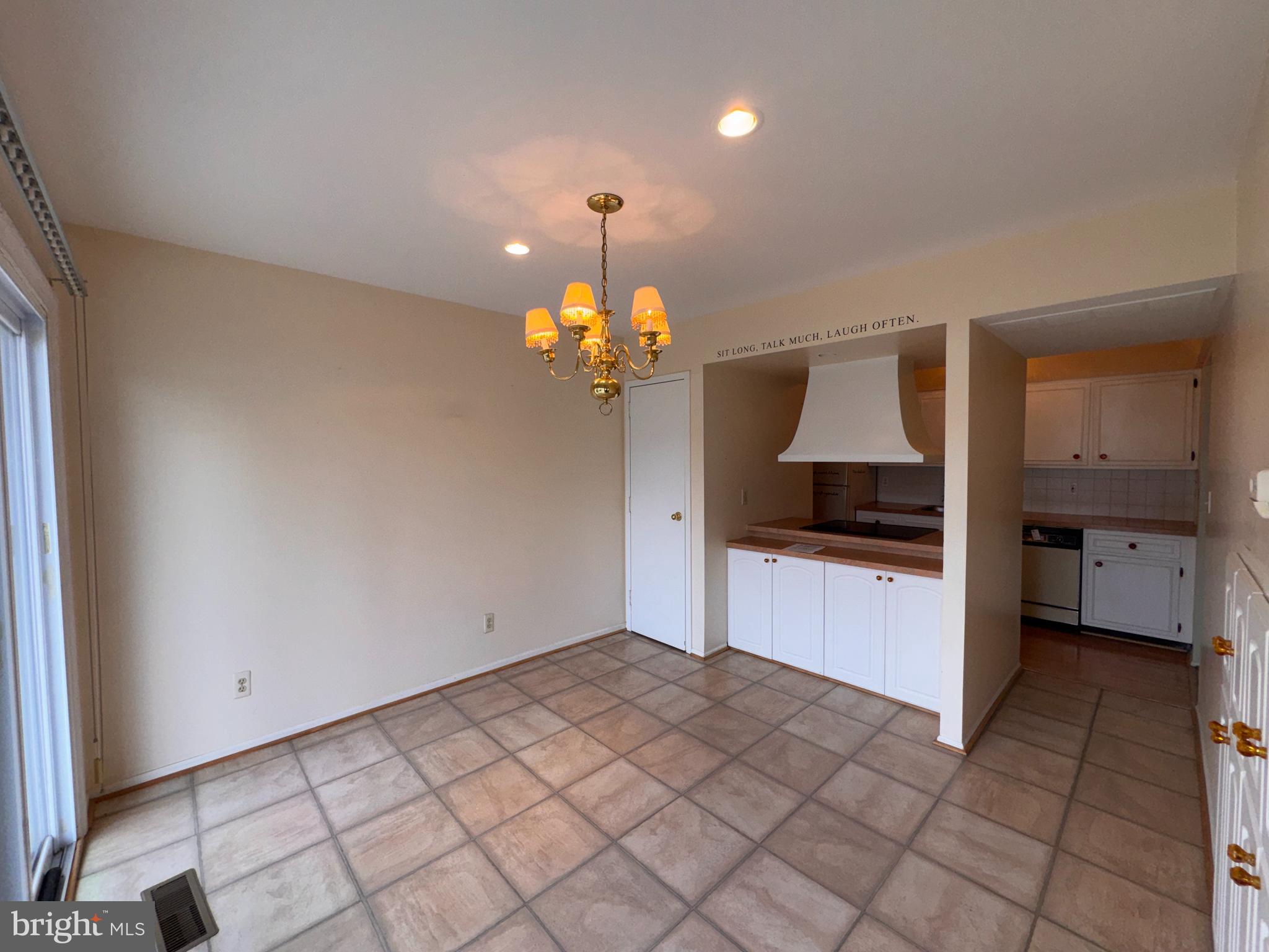 GREENE COUNTRIE VI - Residential