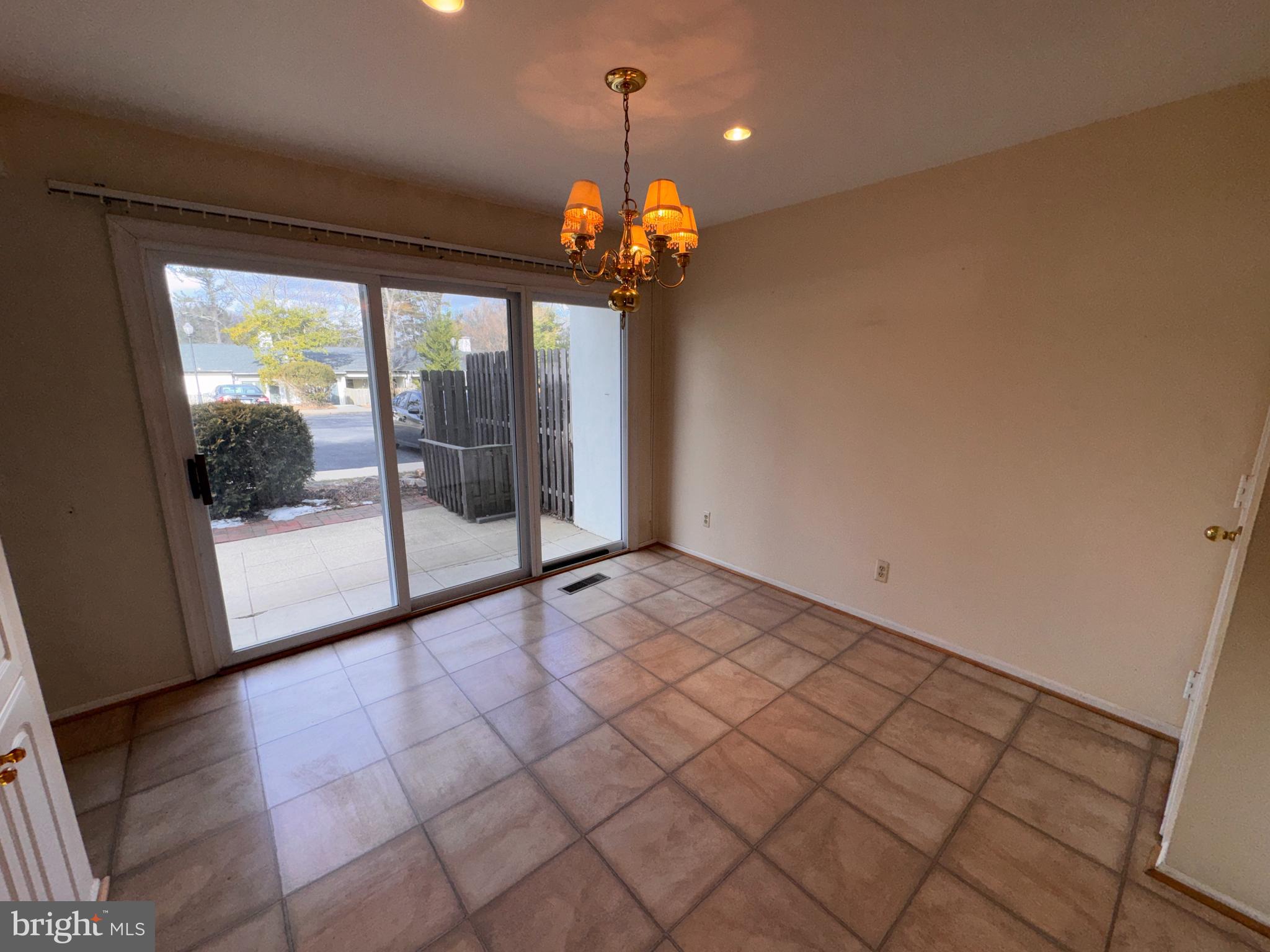 GREENE COUNTRIE VI - Residential