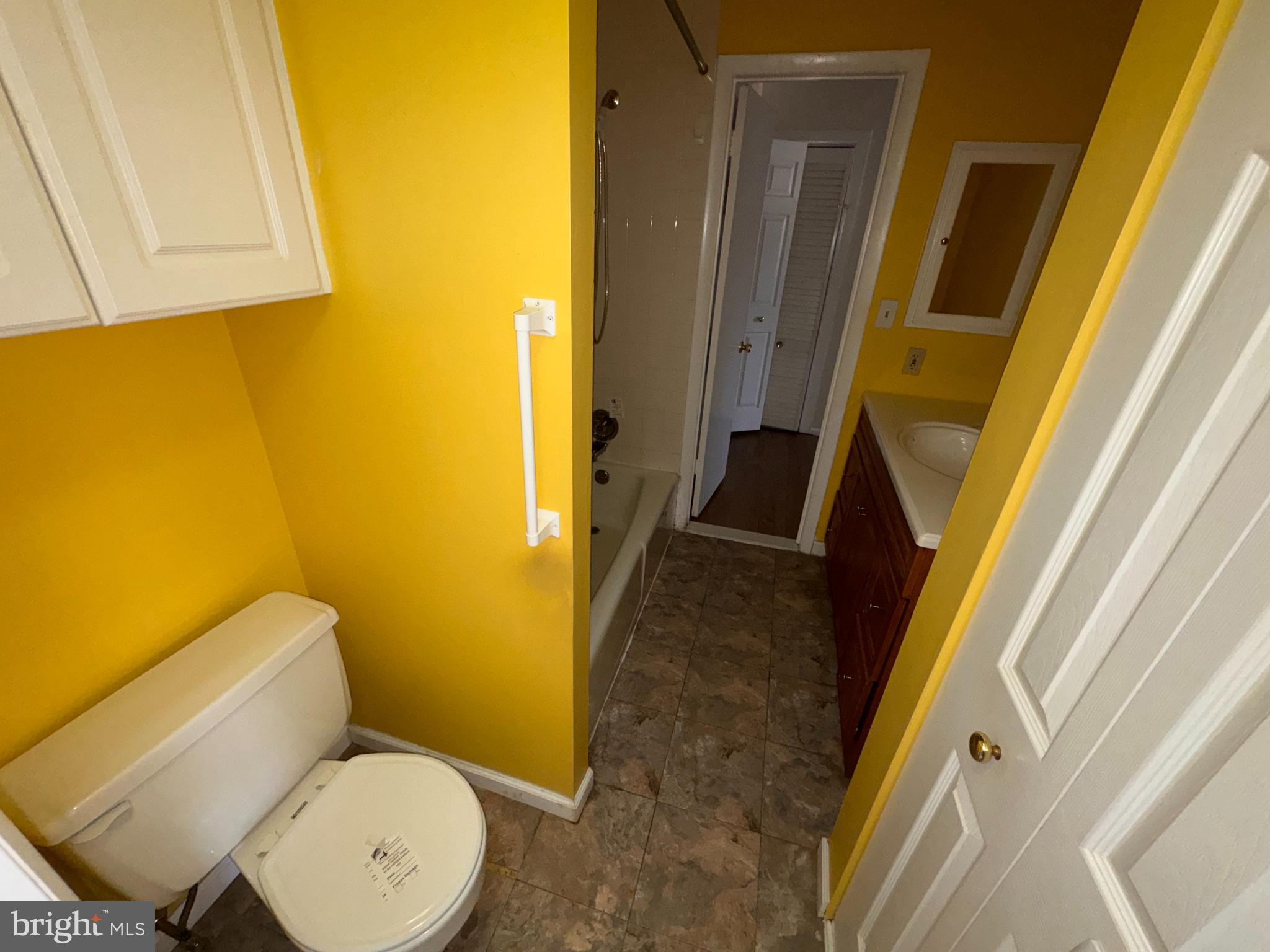 GREENE COUNTRIE VI - Residential