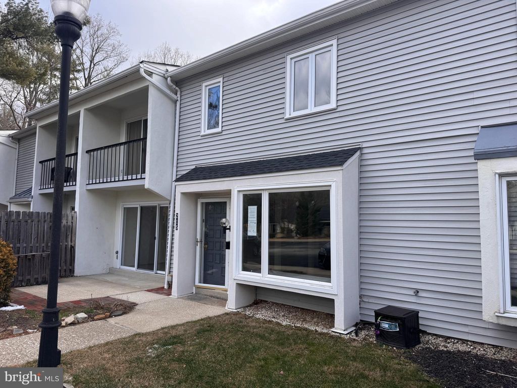 Photo of 215 E Chelsea Circle, NEWTOWN SQUARE, PA 19073 (MLS # PADE2106462)