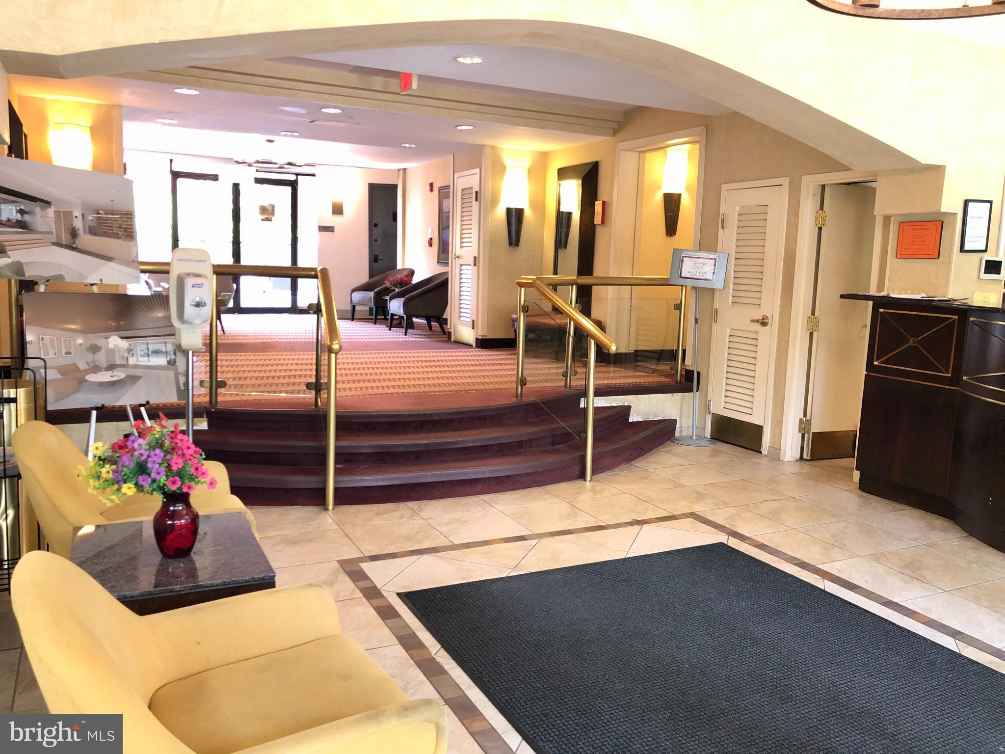 950 25TH STREET NW N204