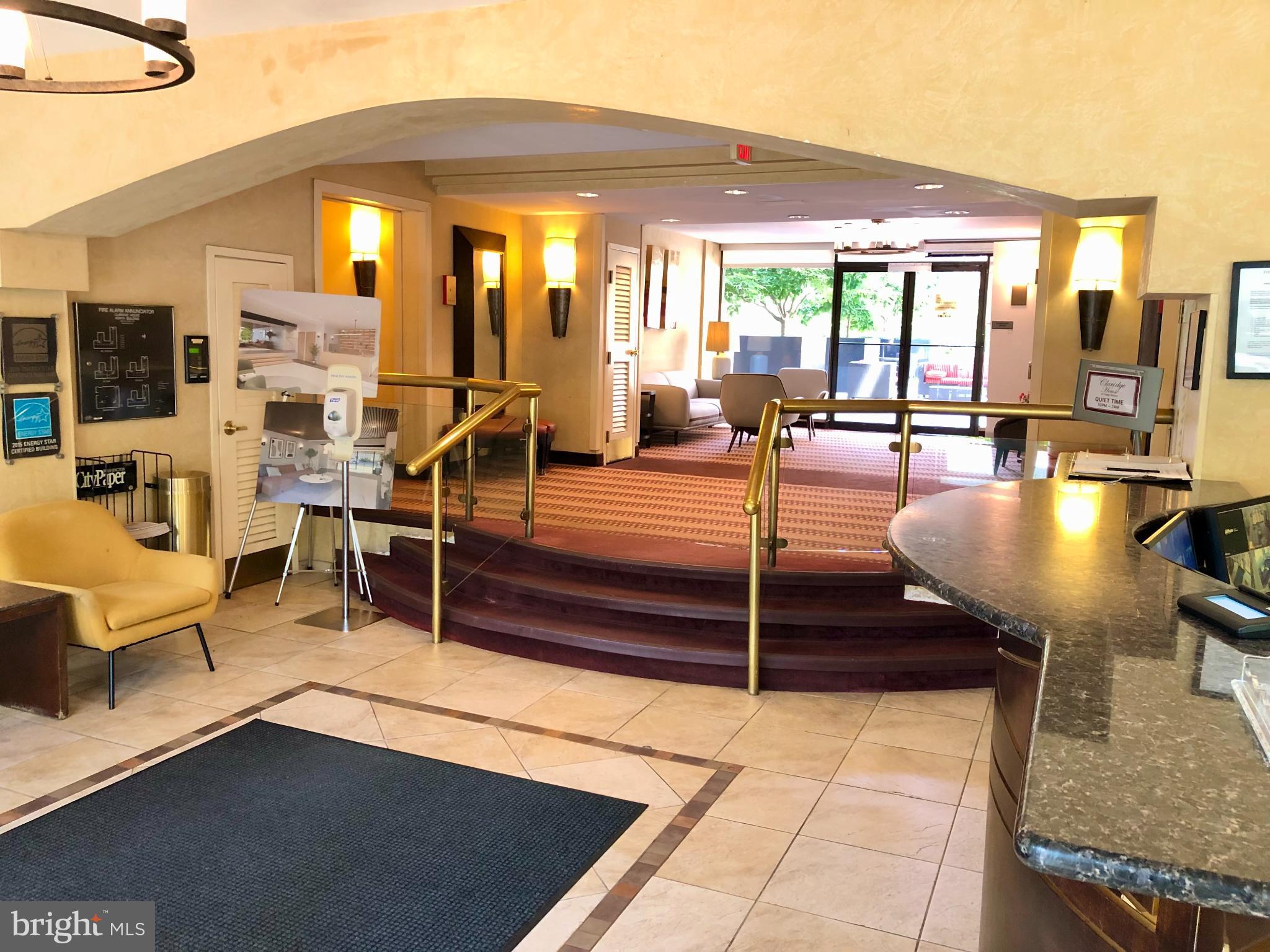 950 25TH STREET NW N204