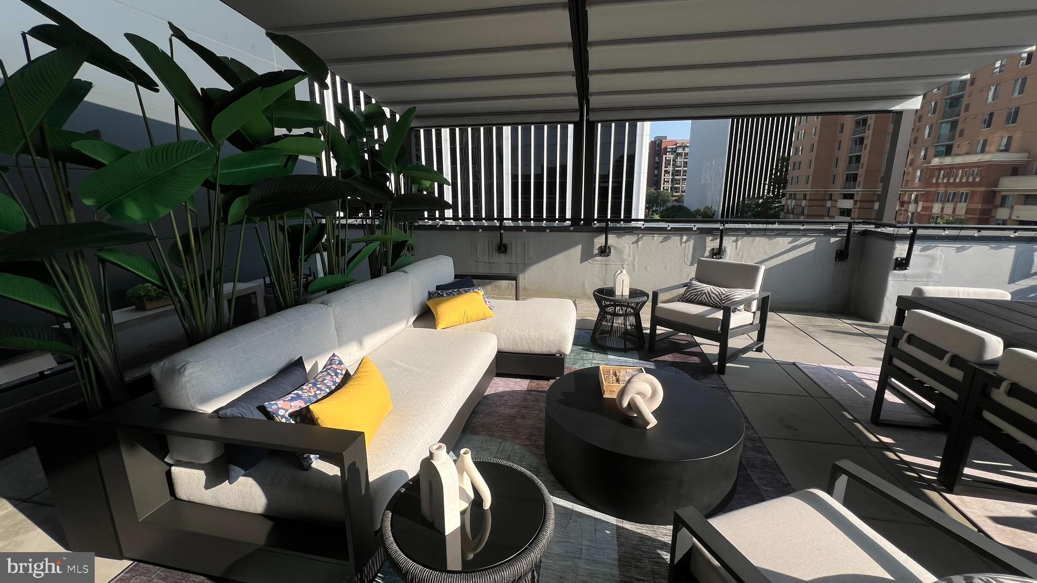 KEY AND NASH - Residential