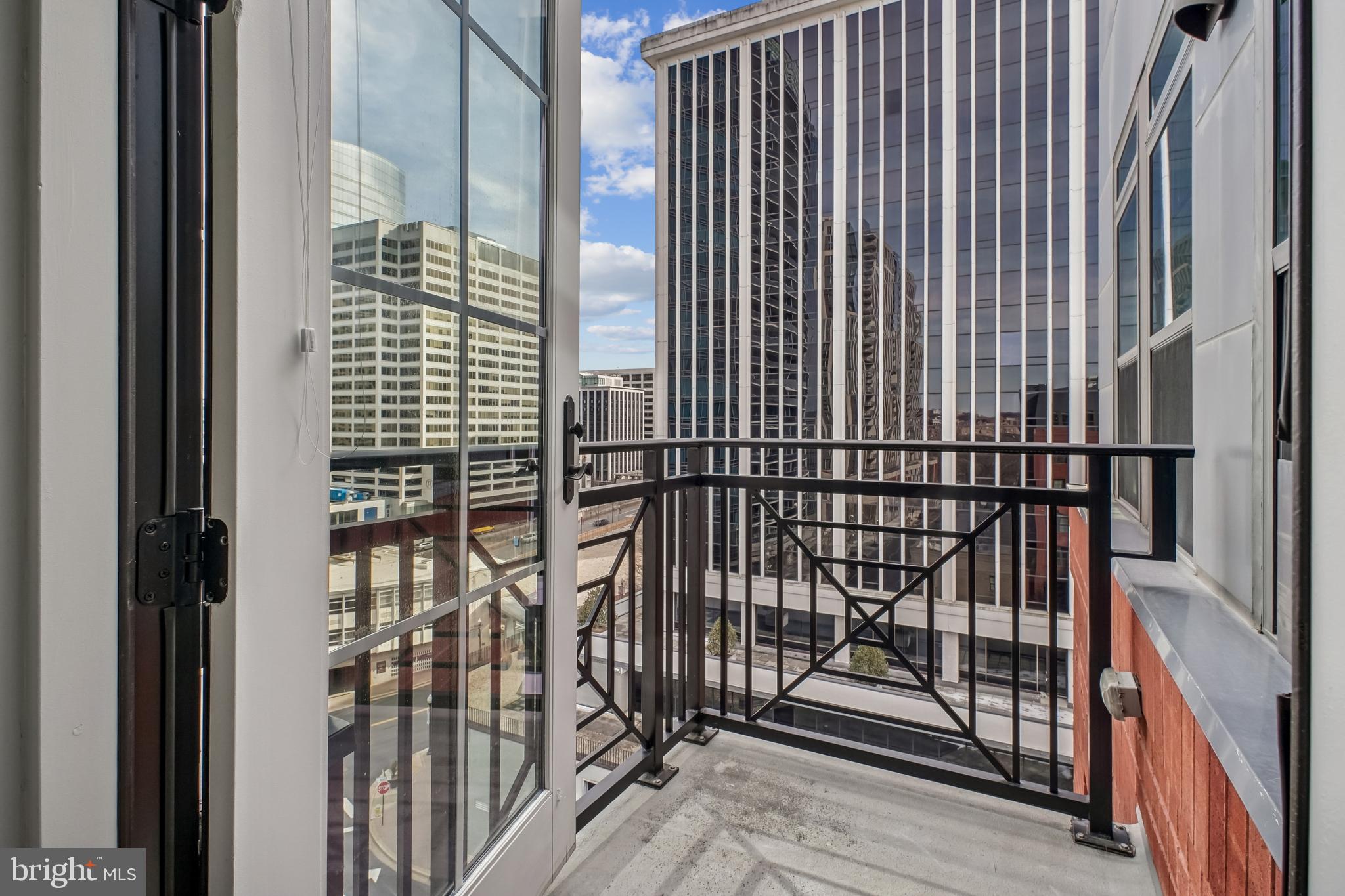 KEY AND NASH - Residential