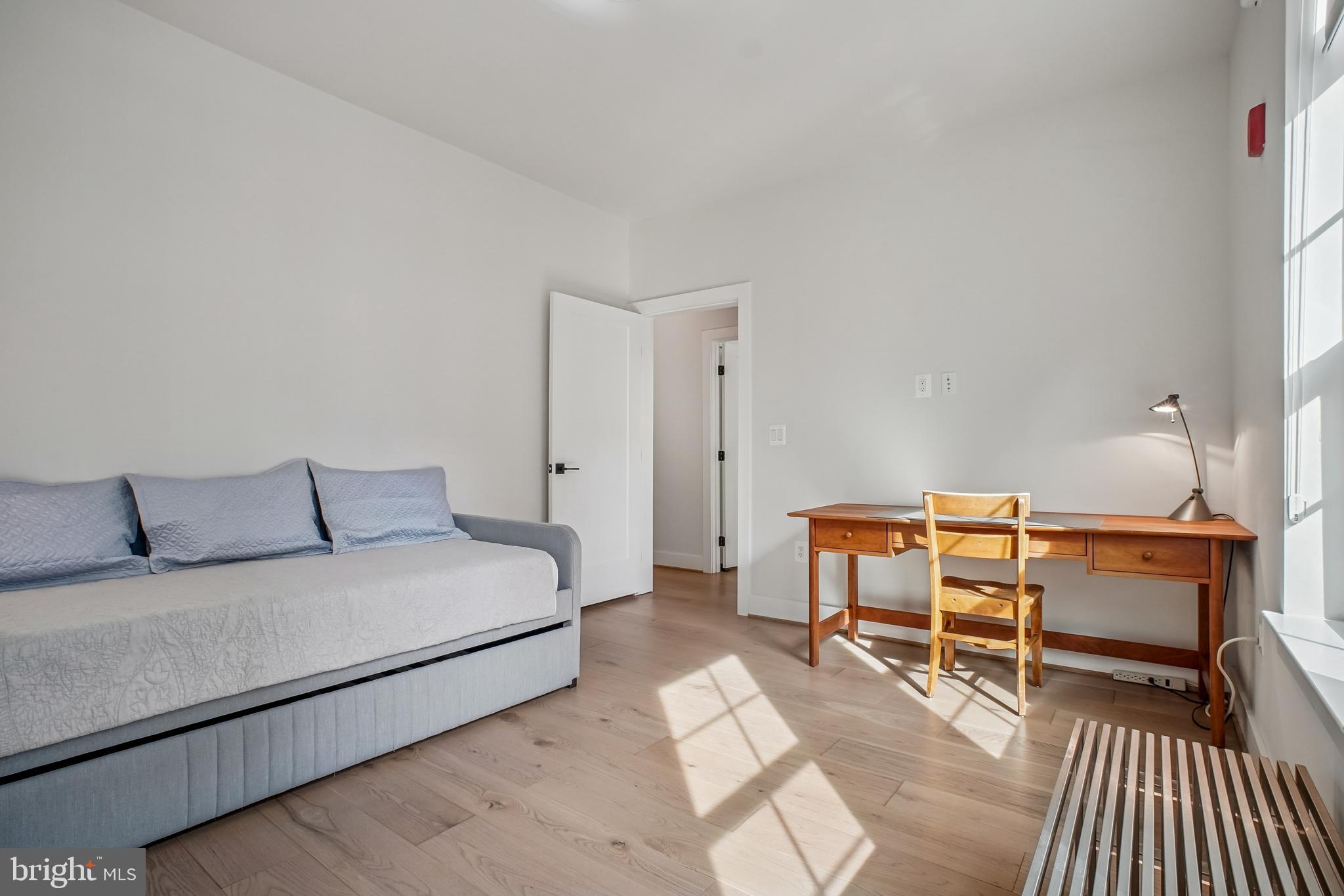 KEY AND NASH - Residential