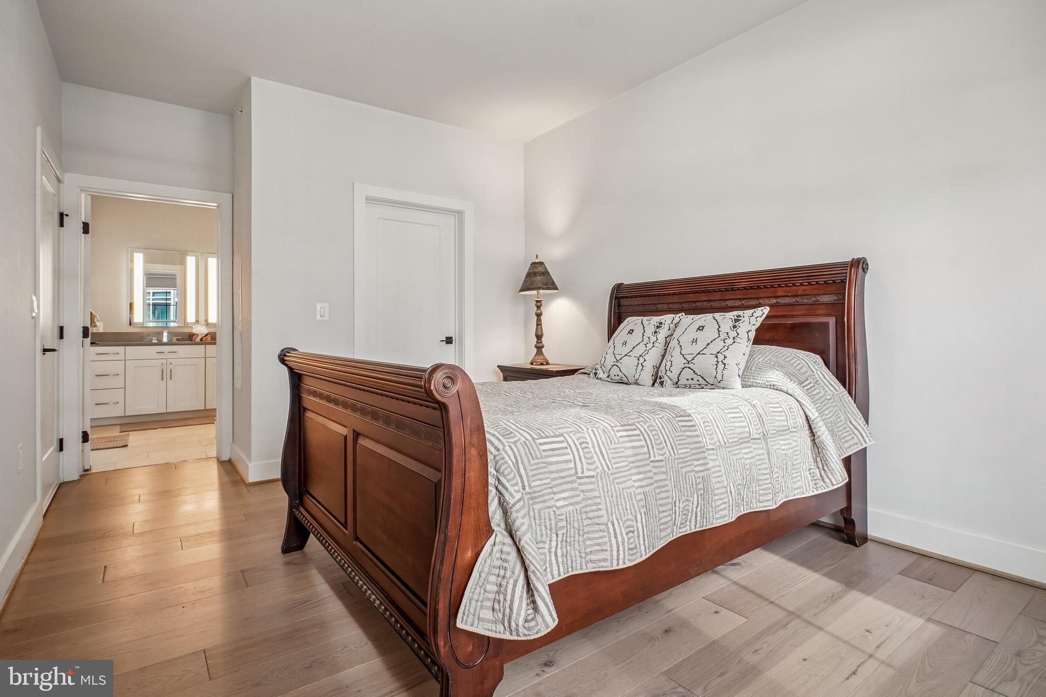 KEY AND NASH - Residential