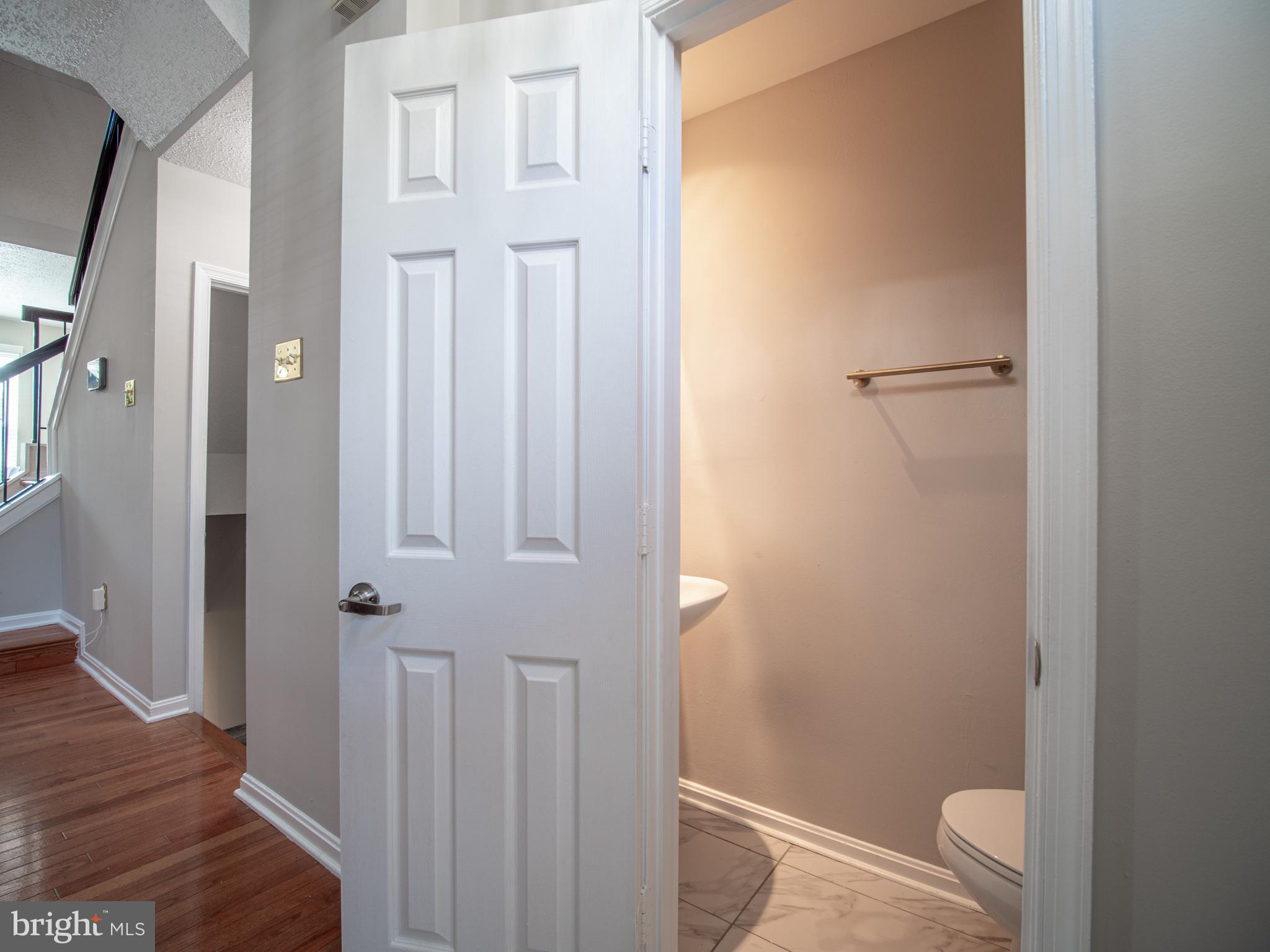 918 LAKE OVERLOOK DRIVE