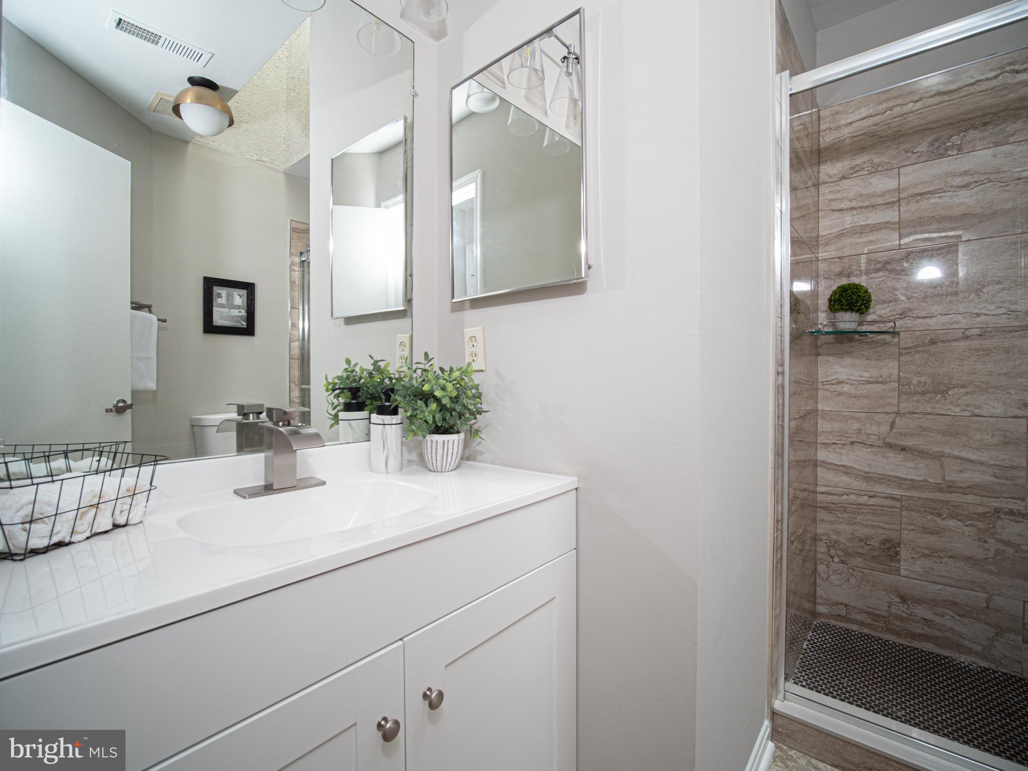 NORTHLAKE- PLAT 4 - Residential