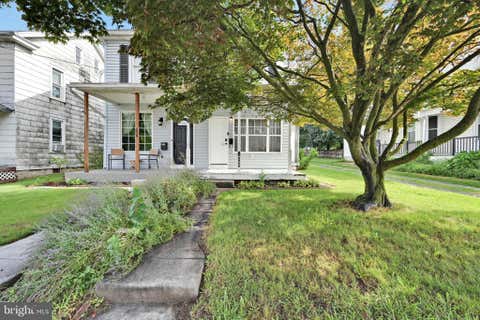 Photo of 811 S Market Street, ELIZABETHTOWN, PA 17022 (MLS # PALA2094156)