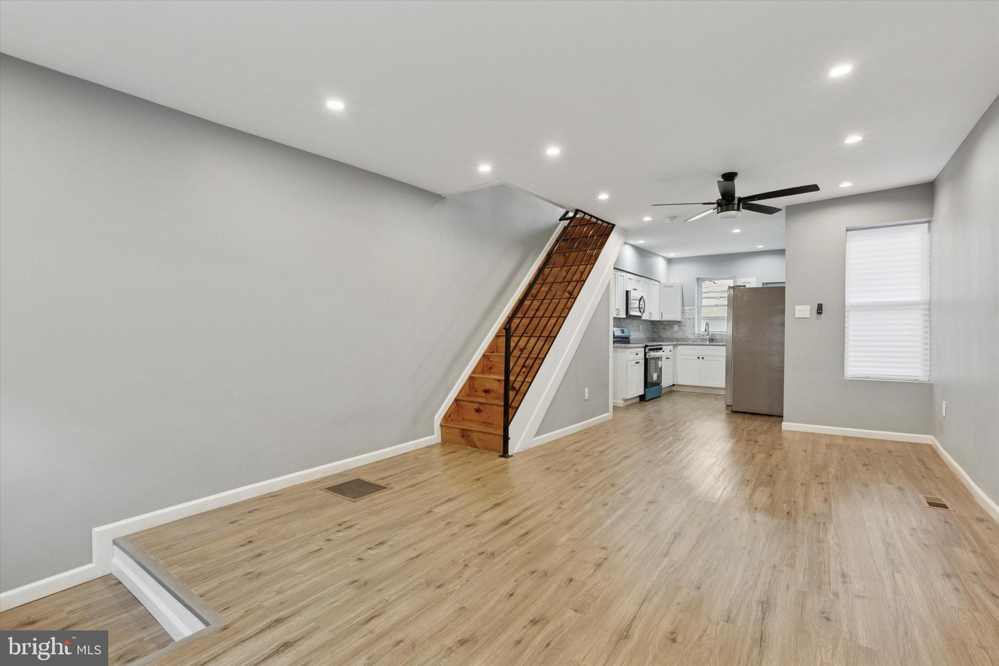 POINT BREEZE - Residential