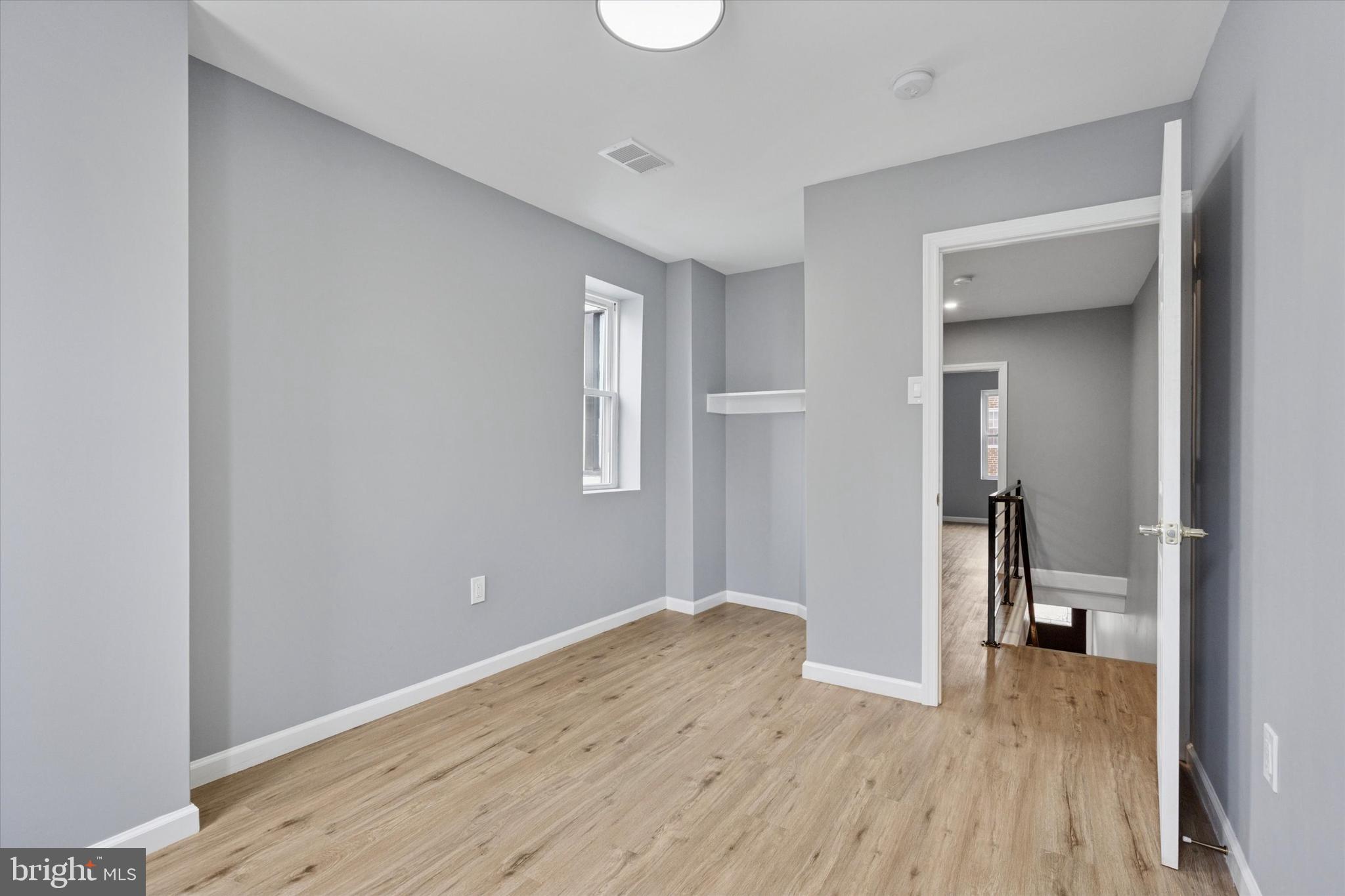 POINT BREEZE - Residential