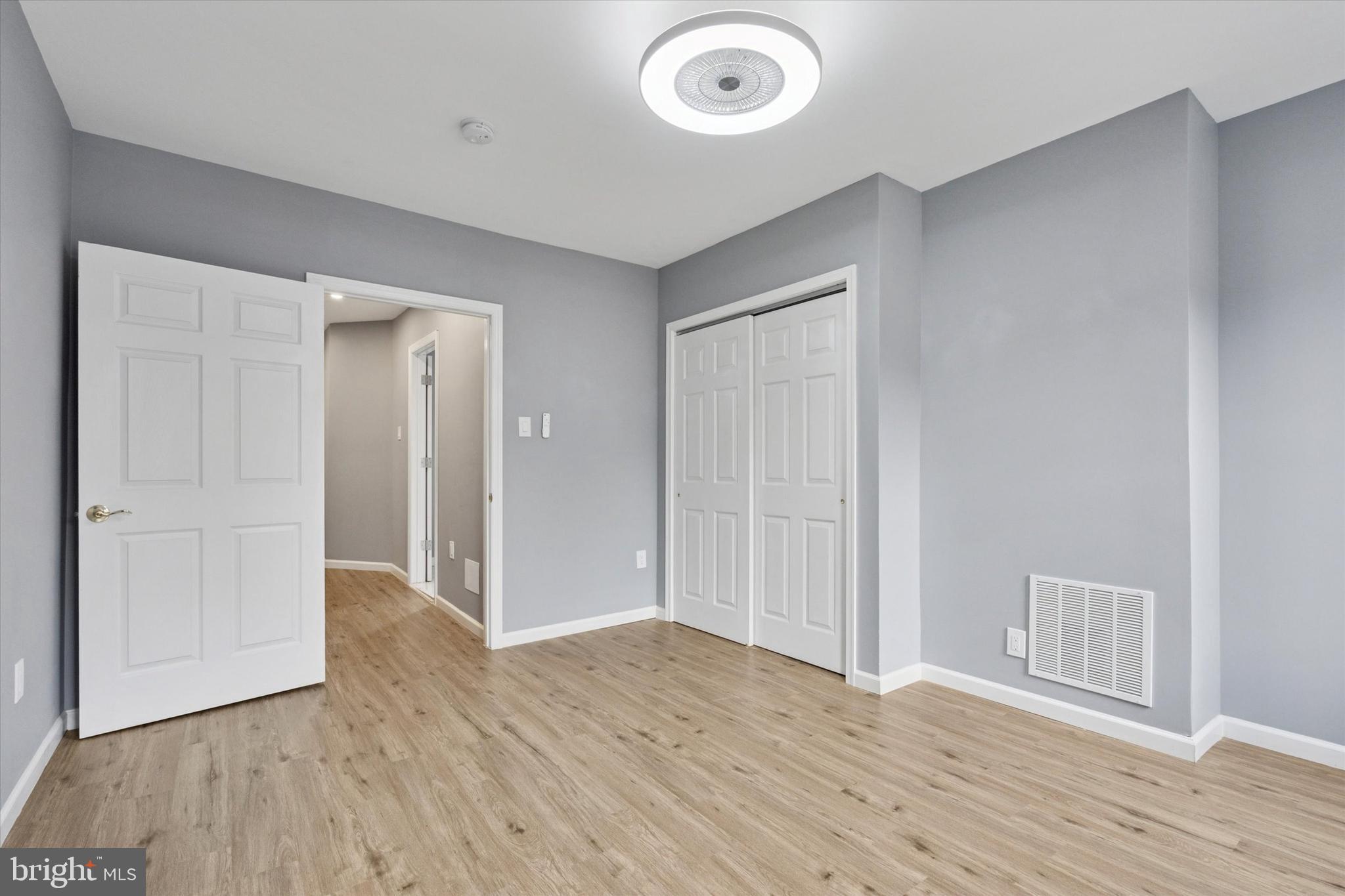 POINT BREEZE - Residential