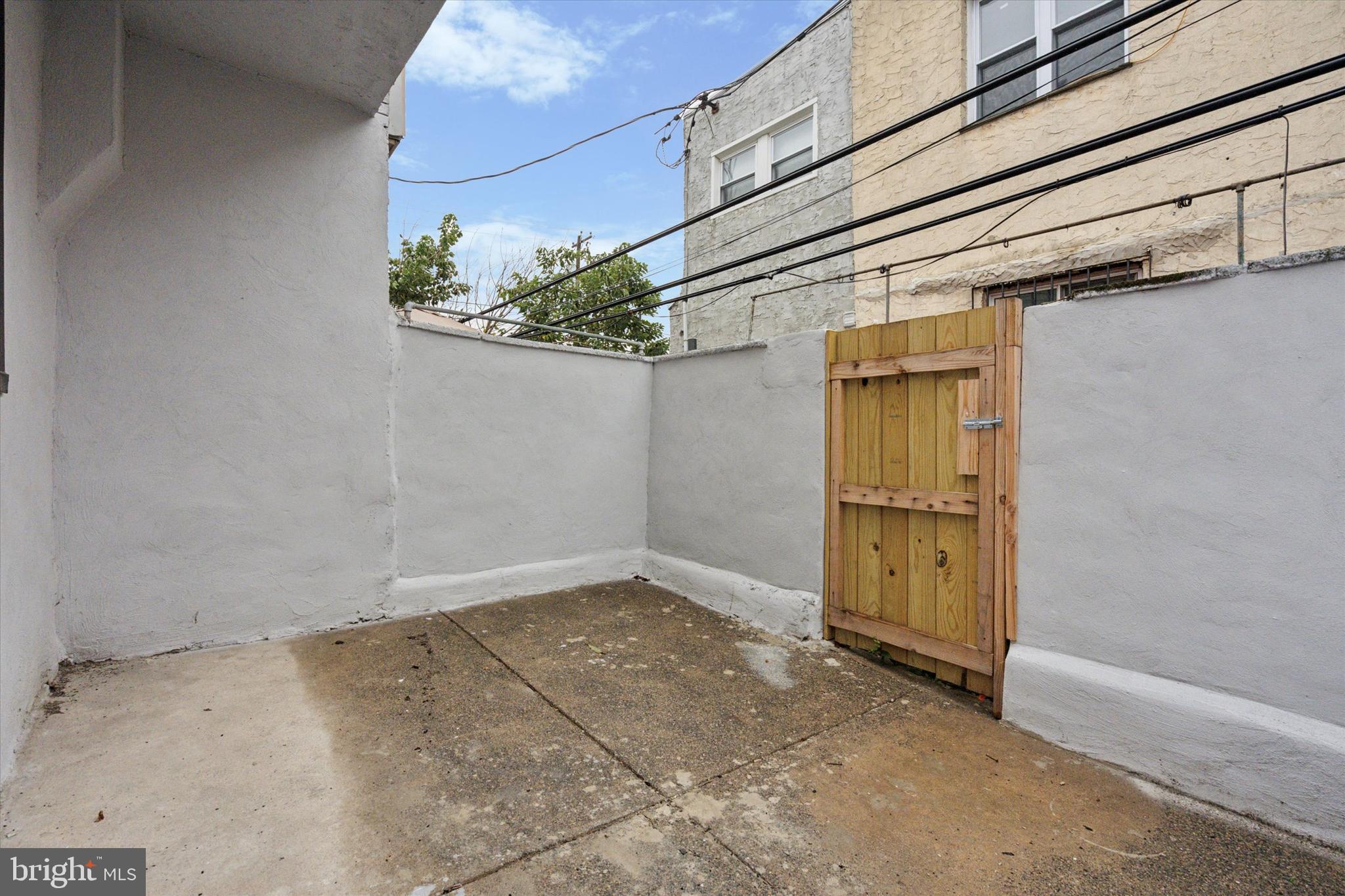 POINT BREEZE - Residential