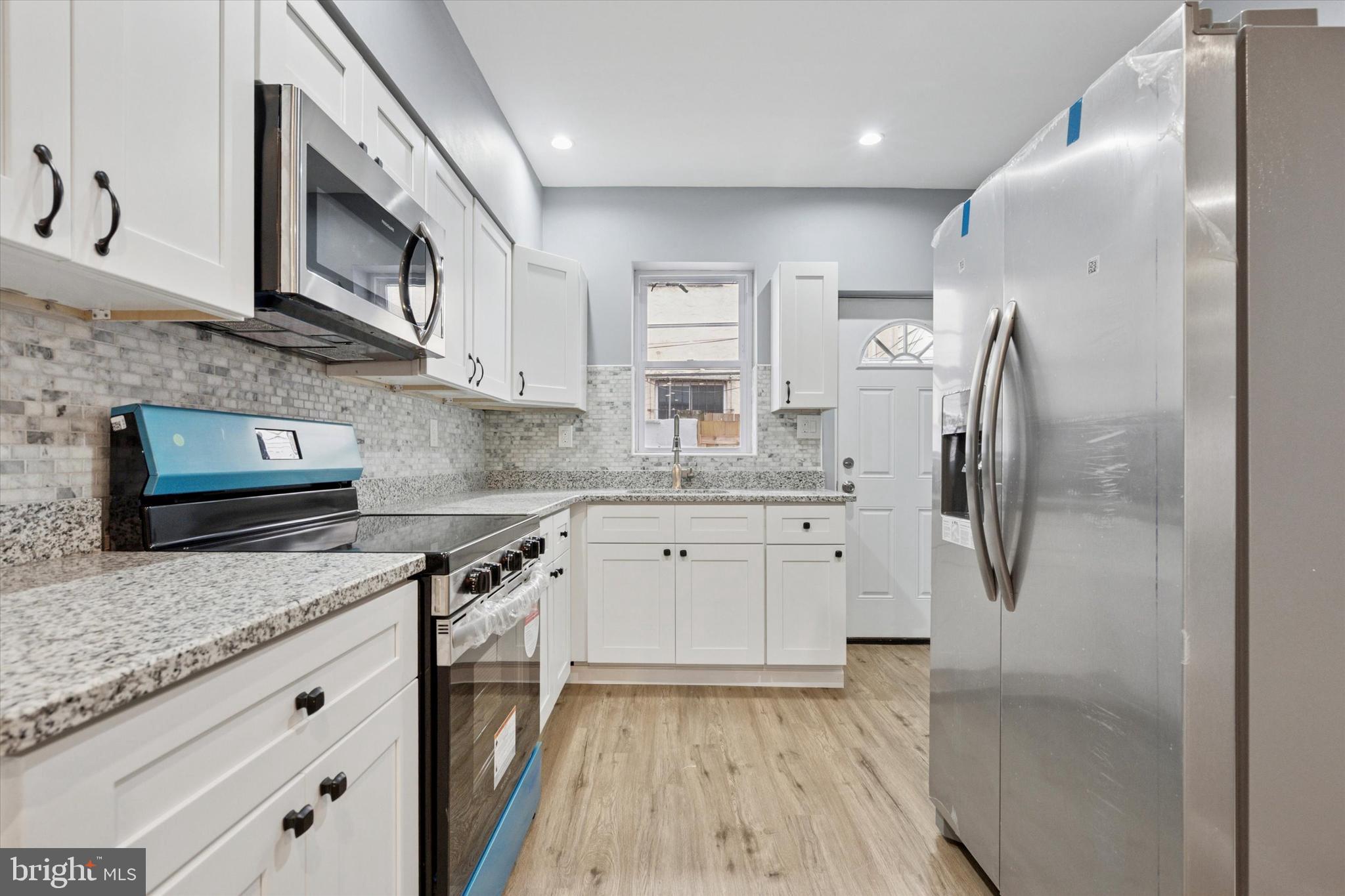 POINT BREEZE - Residential