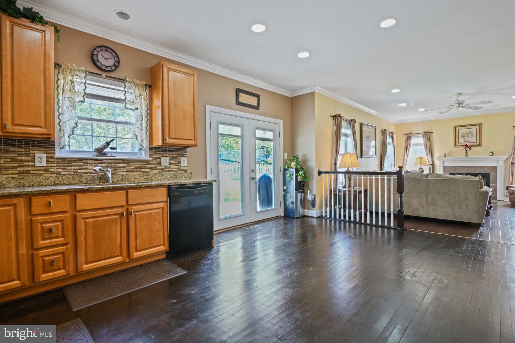 800 AZTEC DRIVE
