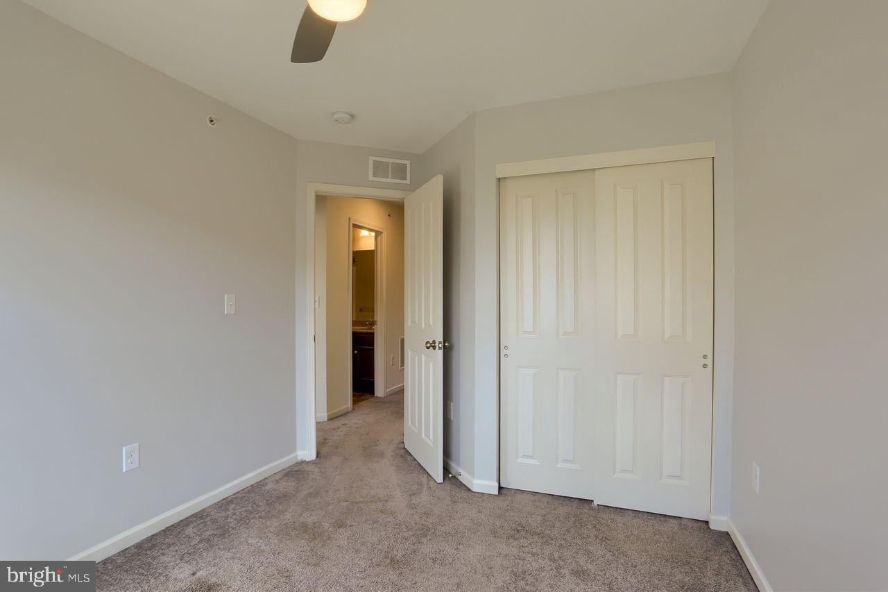 LAUREL RIDGE - Residential
