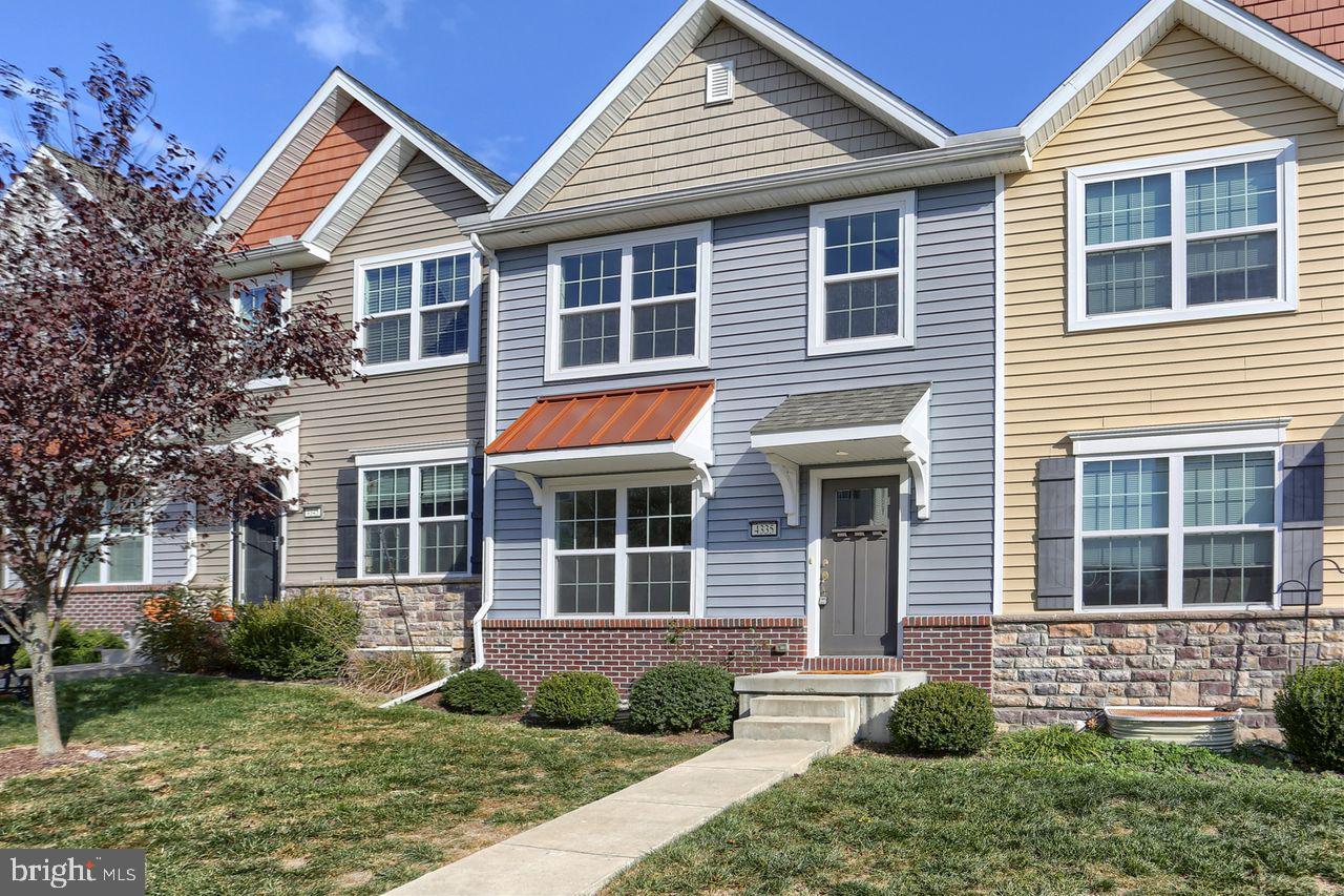 LAUREL RIDGE - Residential