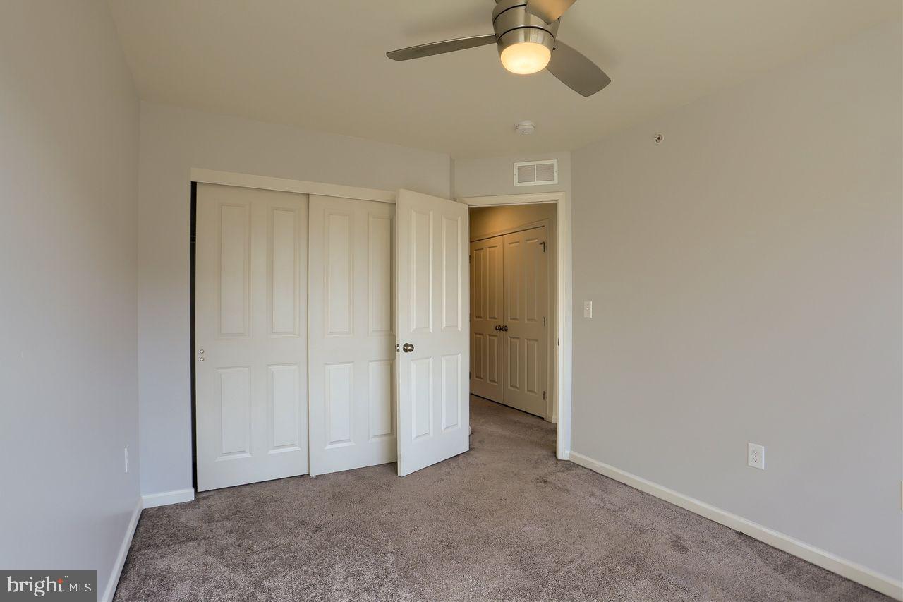 LAUREL RIDGE - Residential