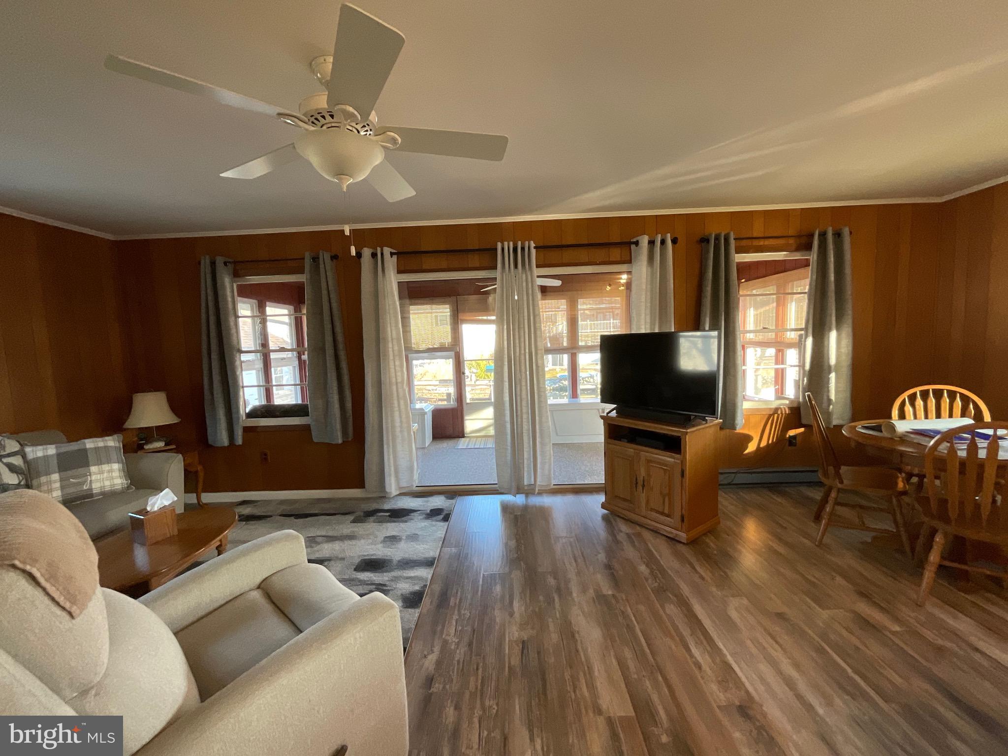 CAPE ISLE OF WIGHT - Residential