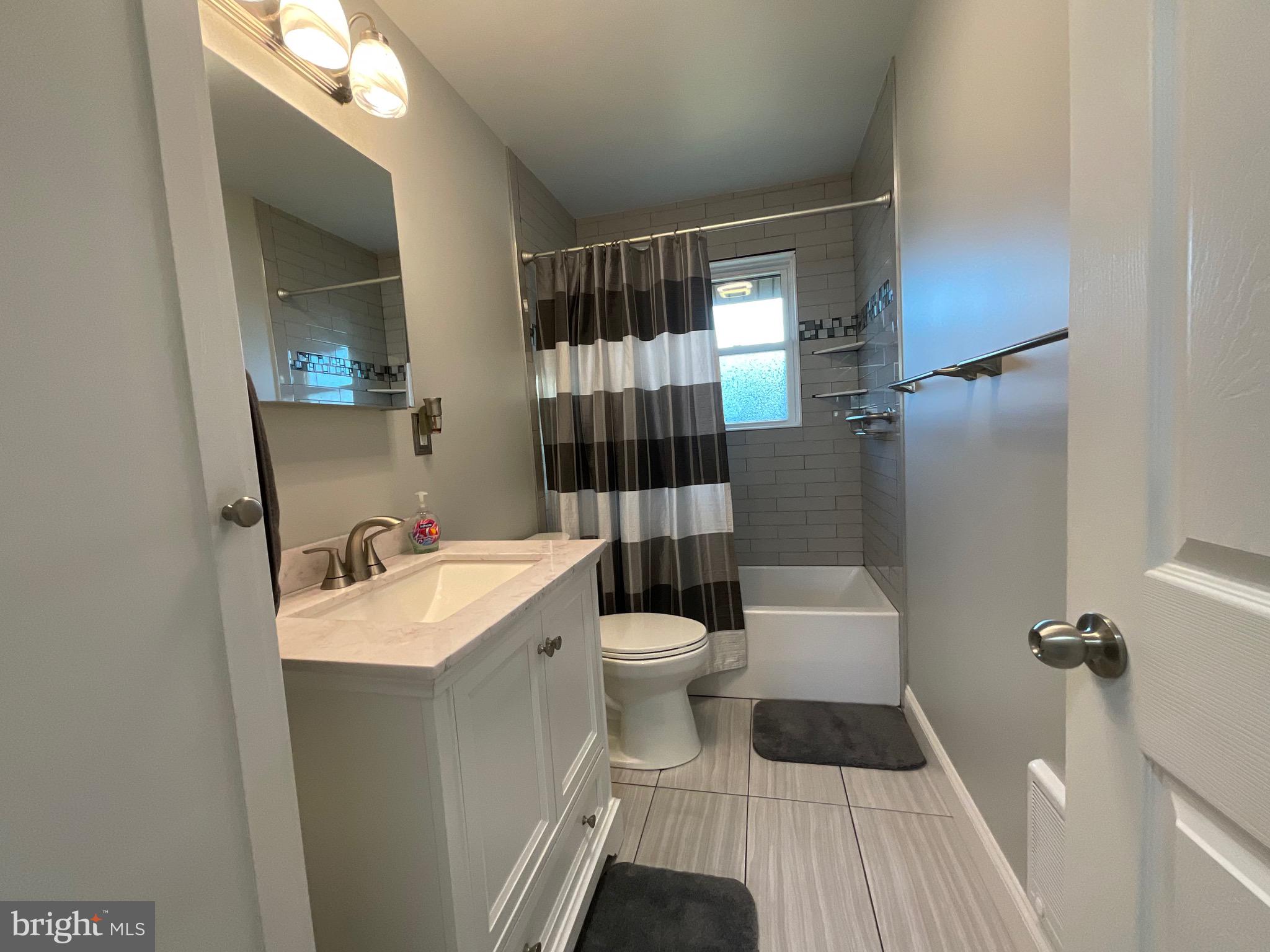 CAPE ISLE OF WIGHT - Residential