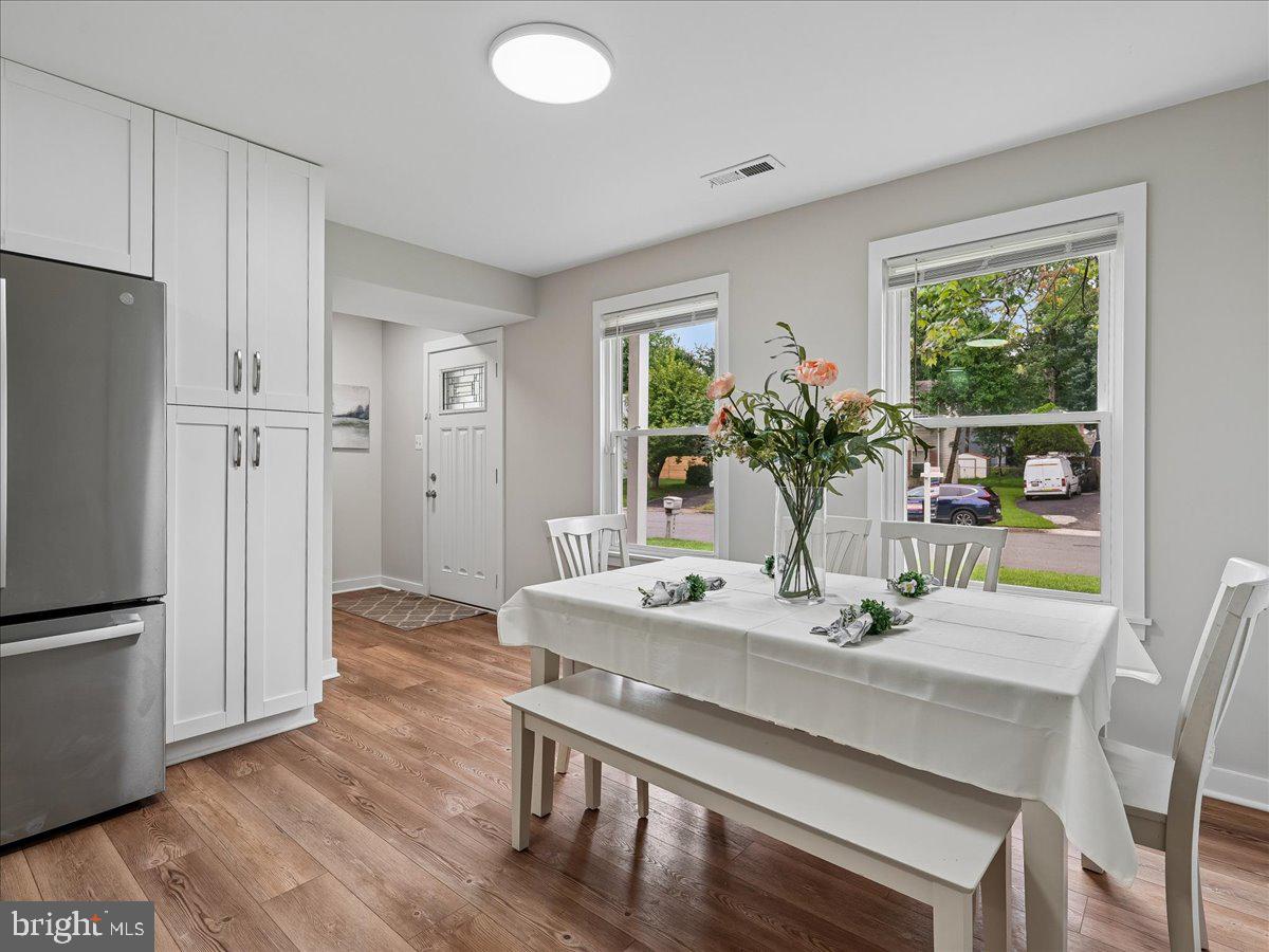 5596 SHADYBROOK DRIVE
