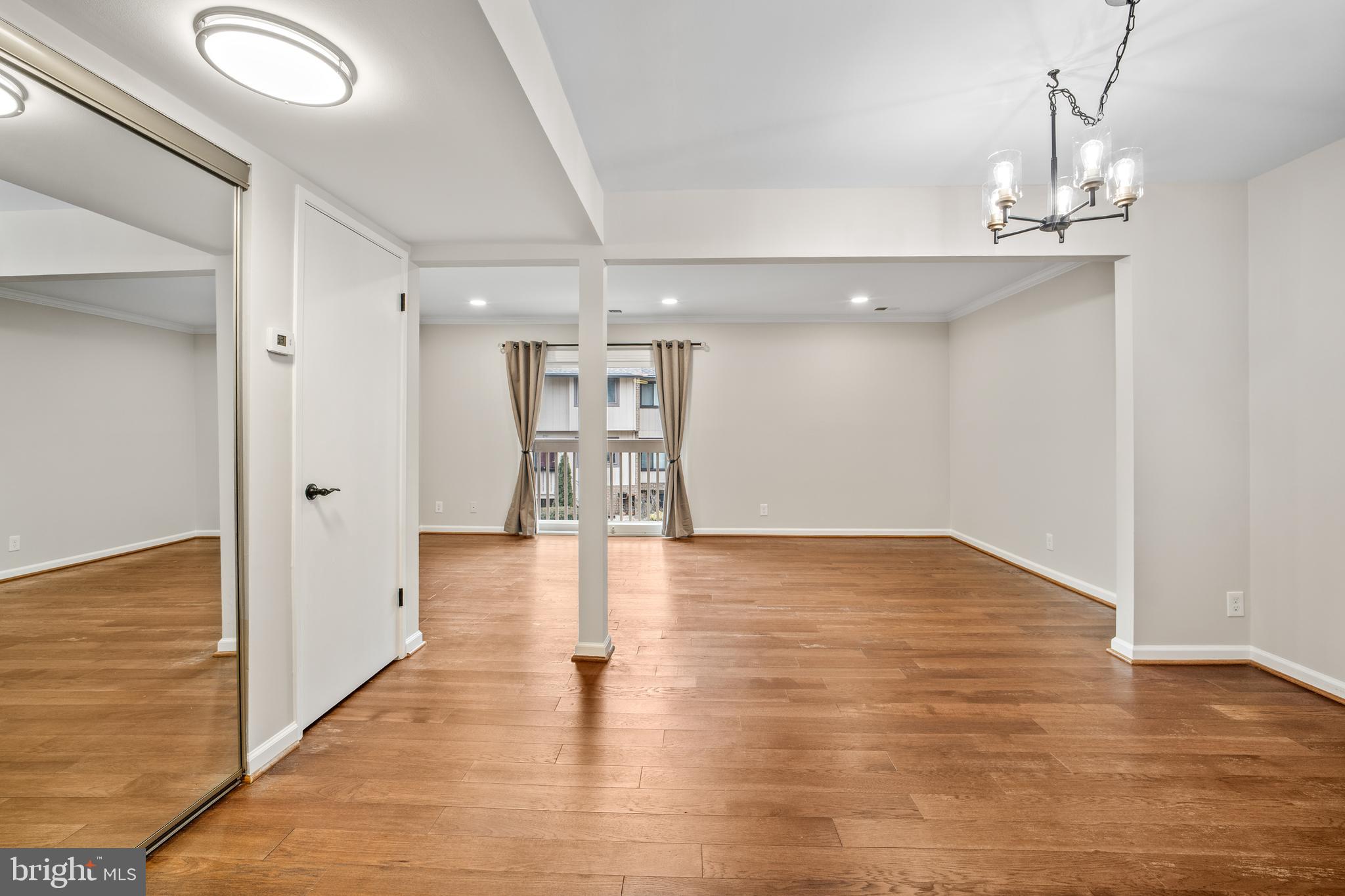 MOSBYS LANDING - Residential