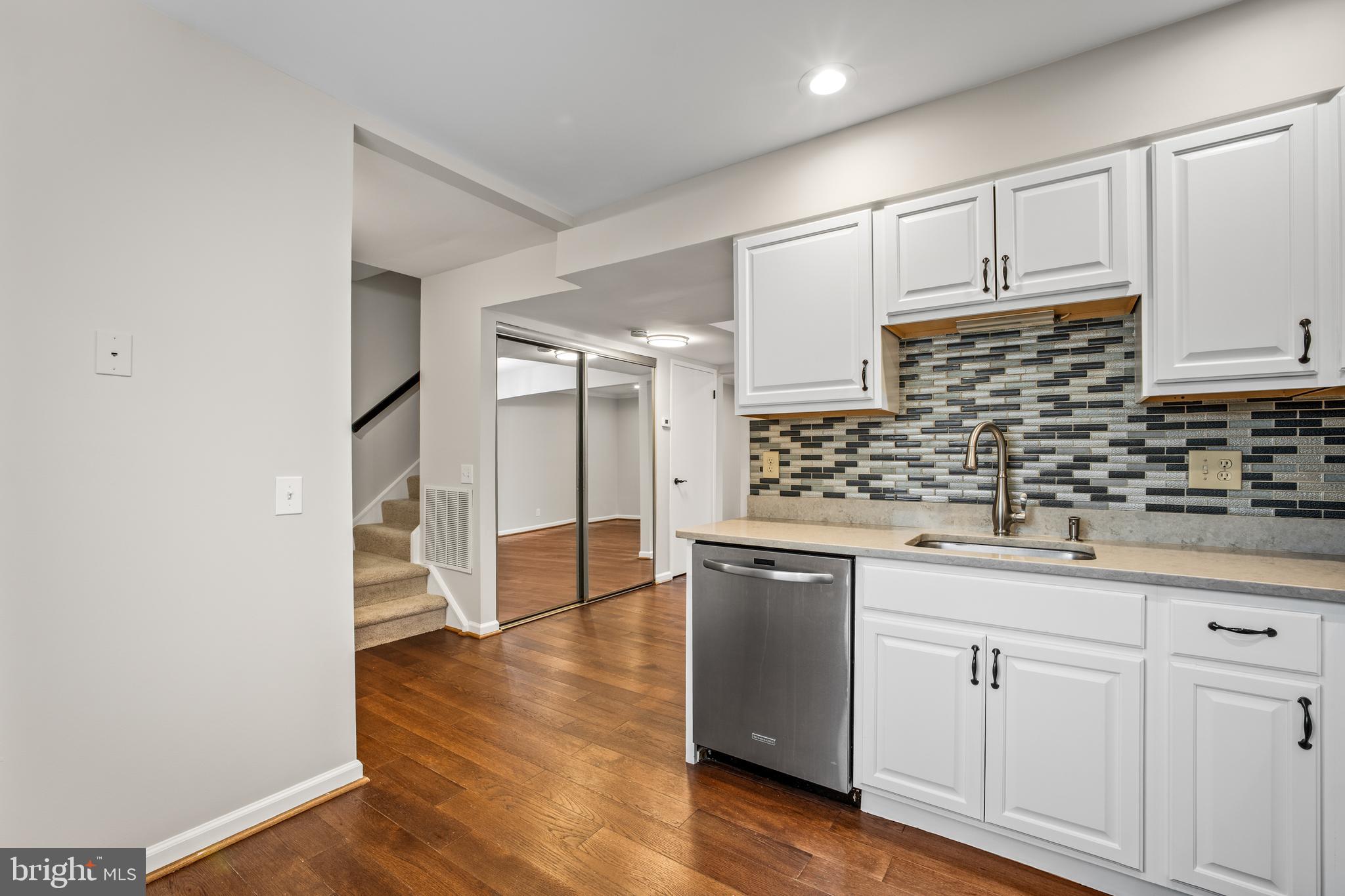 MOSBYS LANDING - Residential