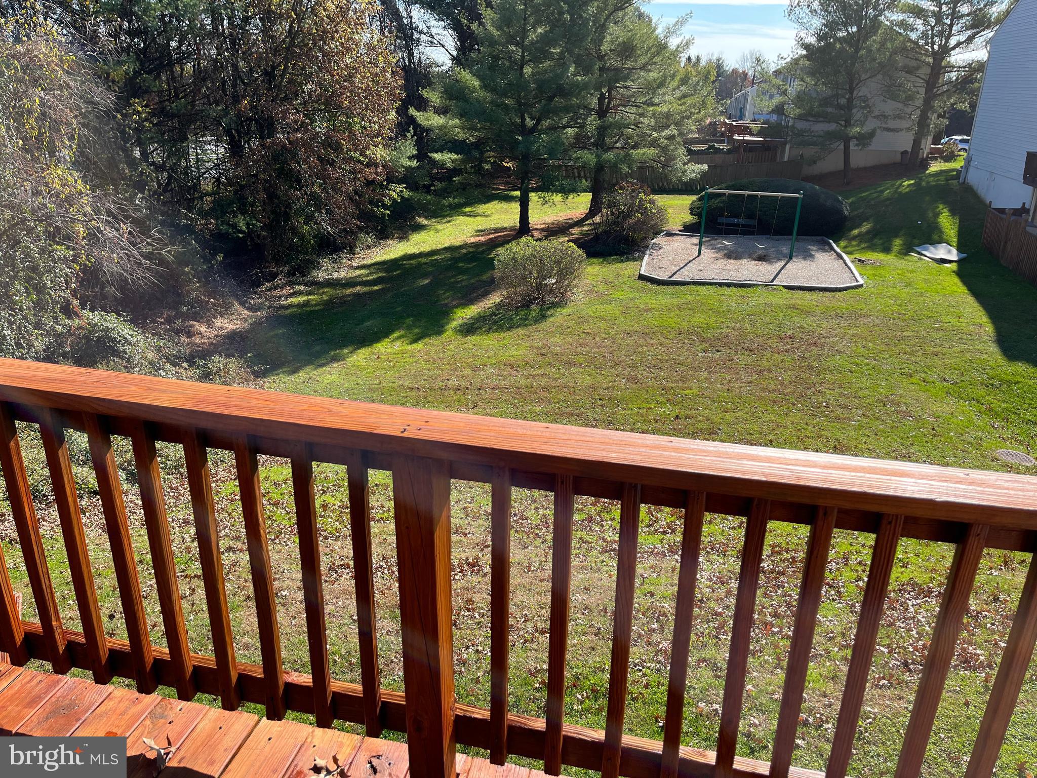 CONSTANT FRIENDSHIP - Residential