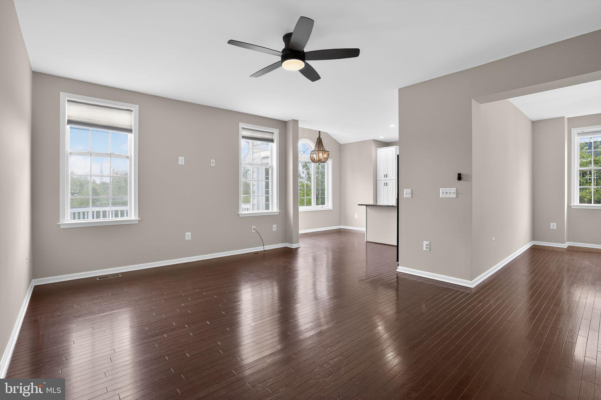 DOMINION VALLEY COUNTRY CLUB - Residential