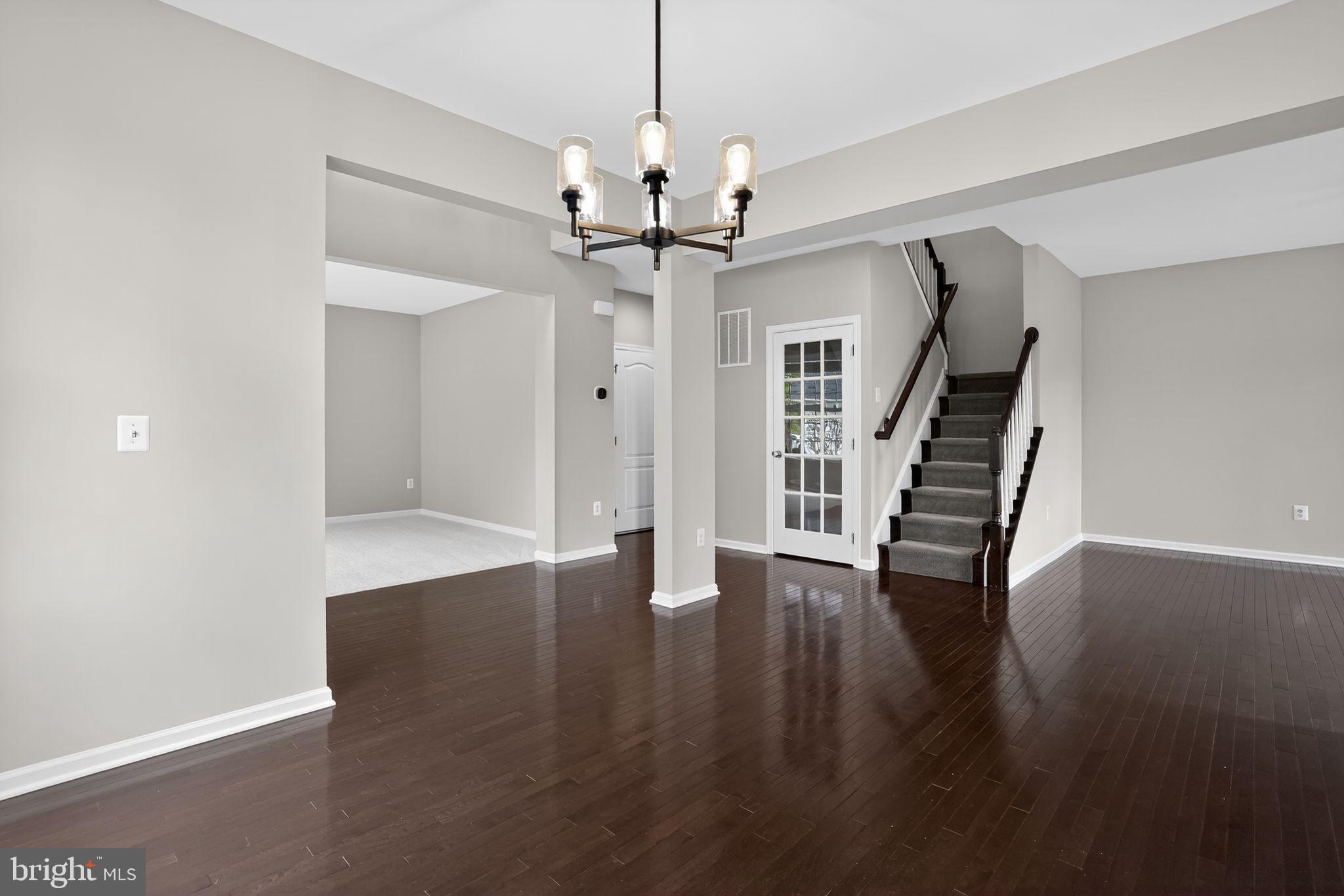 DOMINION VALLEY COUNTRY CLUB - Residential