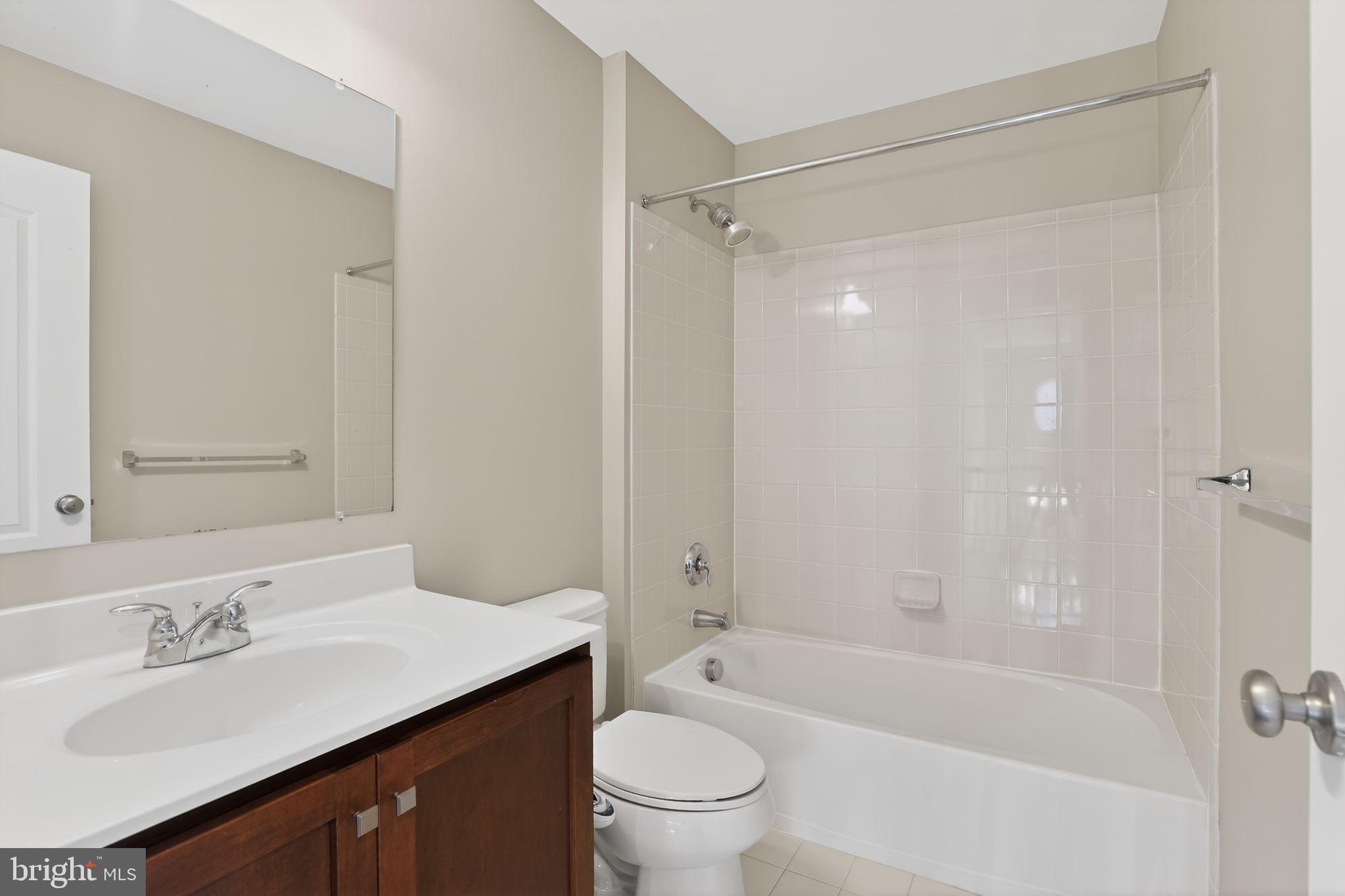 DOMINION VALLEY COUNTRY CLUB - Residential