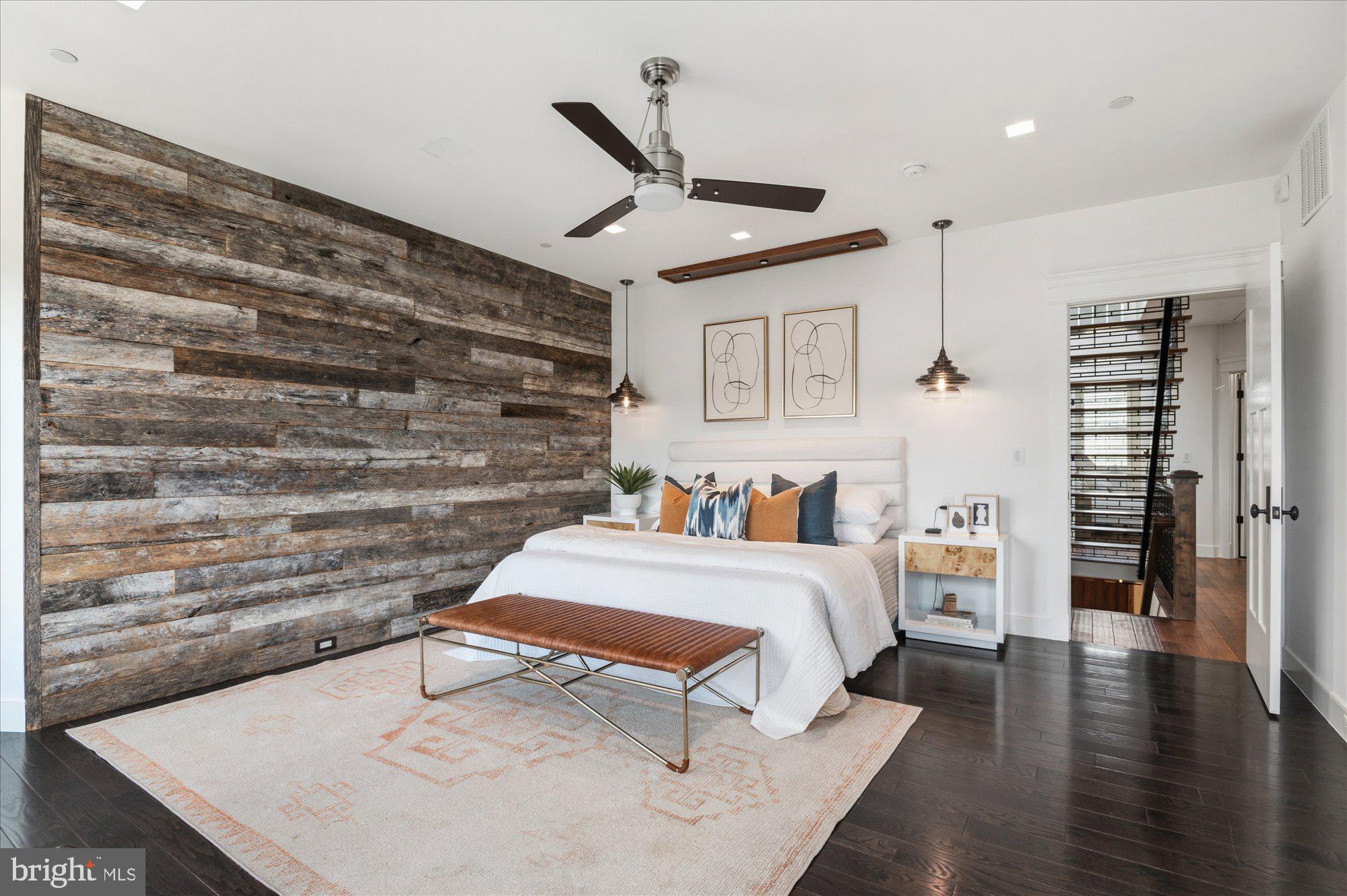 CAPITOL HILL - Residential