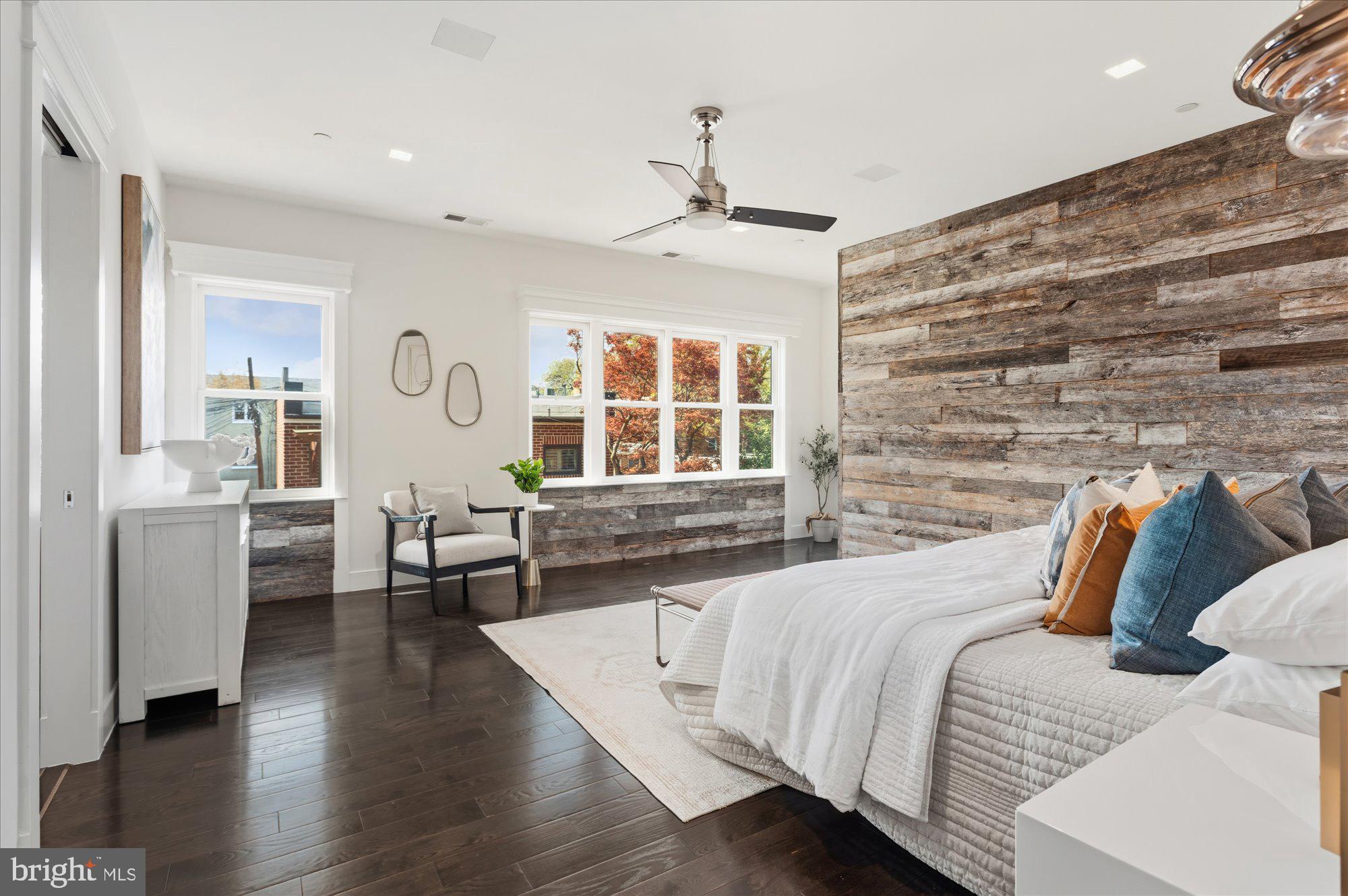 CAPITOL HILL - Residential