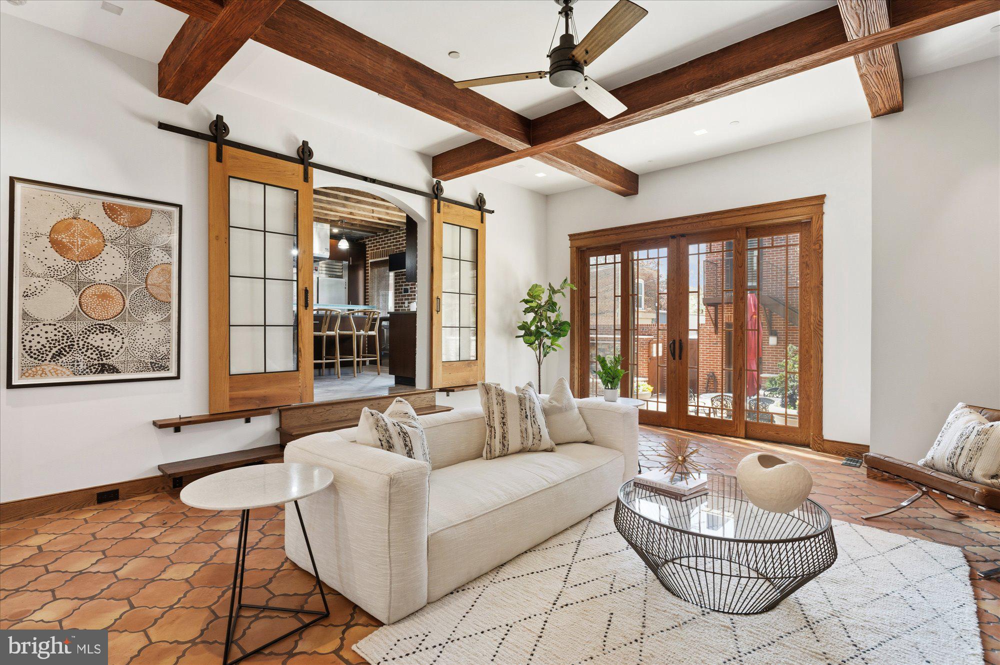 CAPITOL HILL - Residential