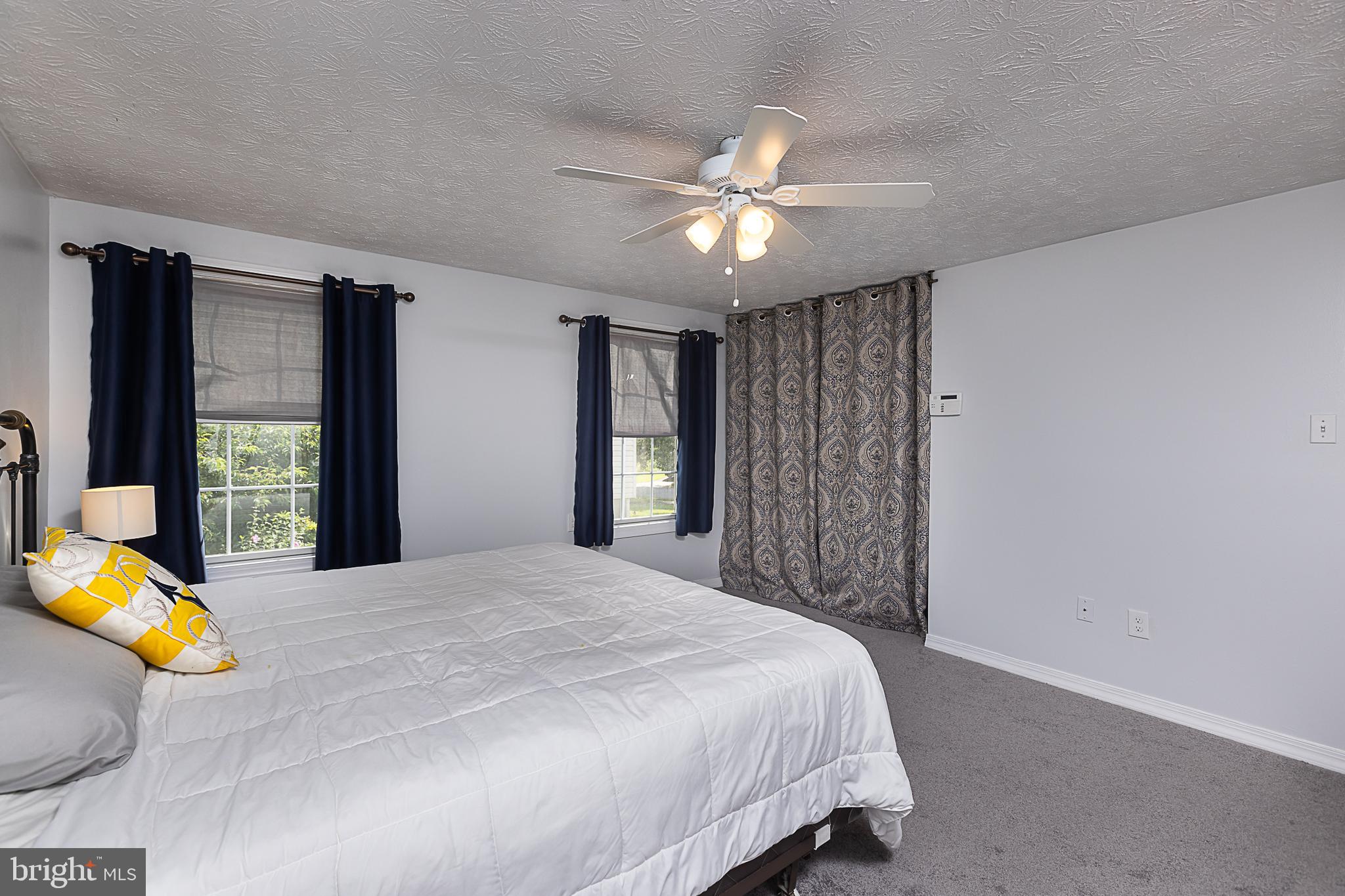 HUNT COUNTRY ESTATES - Residential