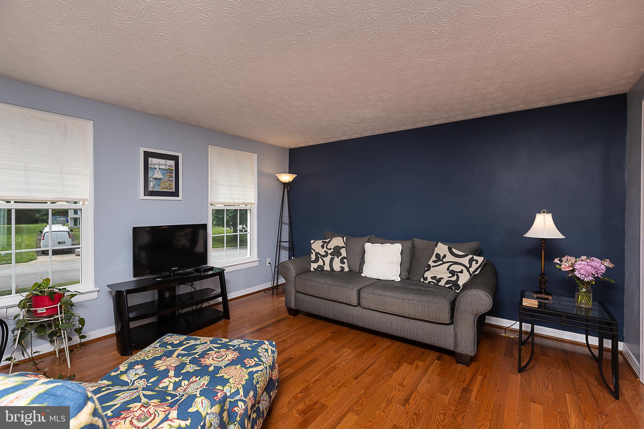 HUNT COUNTRY ESTATES - Residential